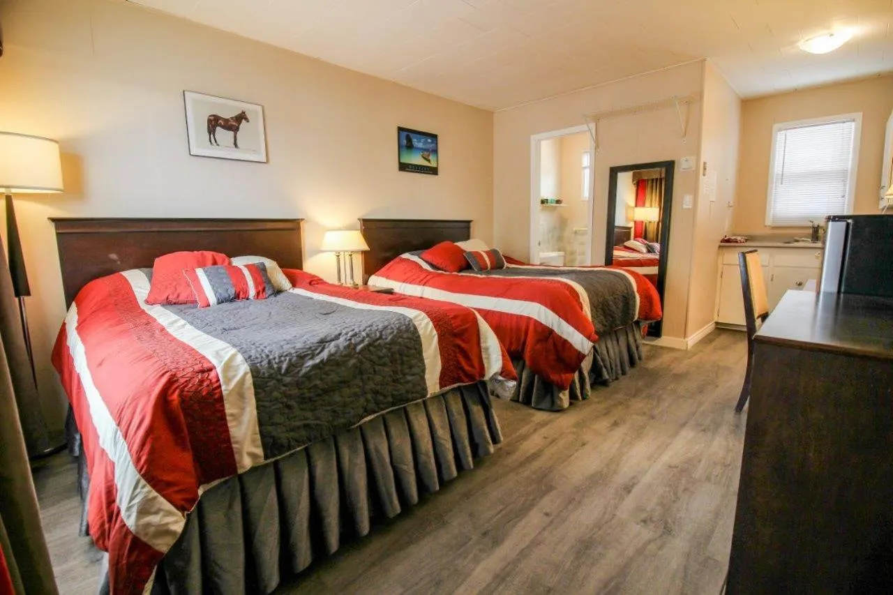 Other, Bed in The White Horse Motel