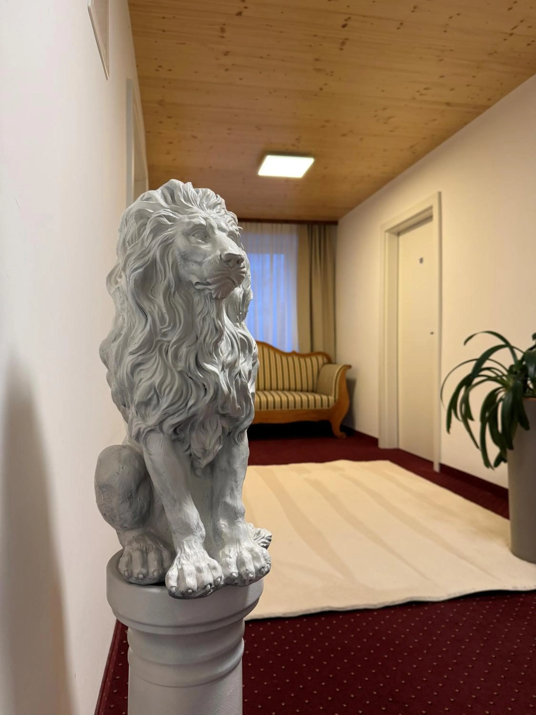 Bed in Hotel Pension Löwen in Sulz