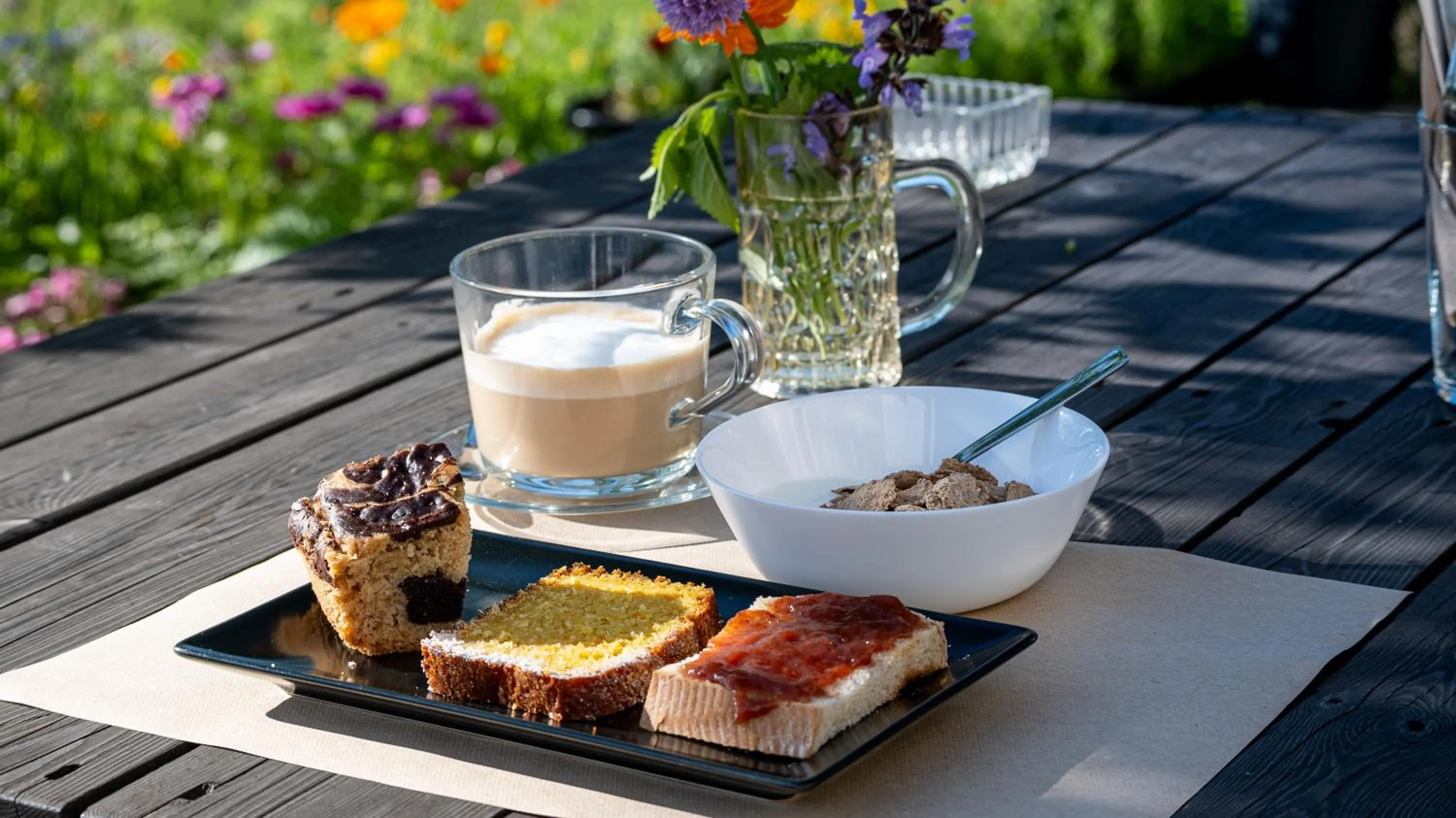 Food and drinks in Le Spine B&B sulla Via Francigena