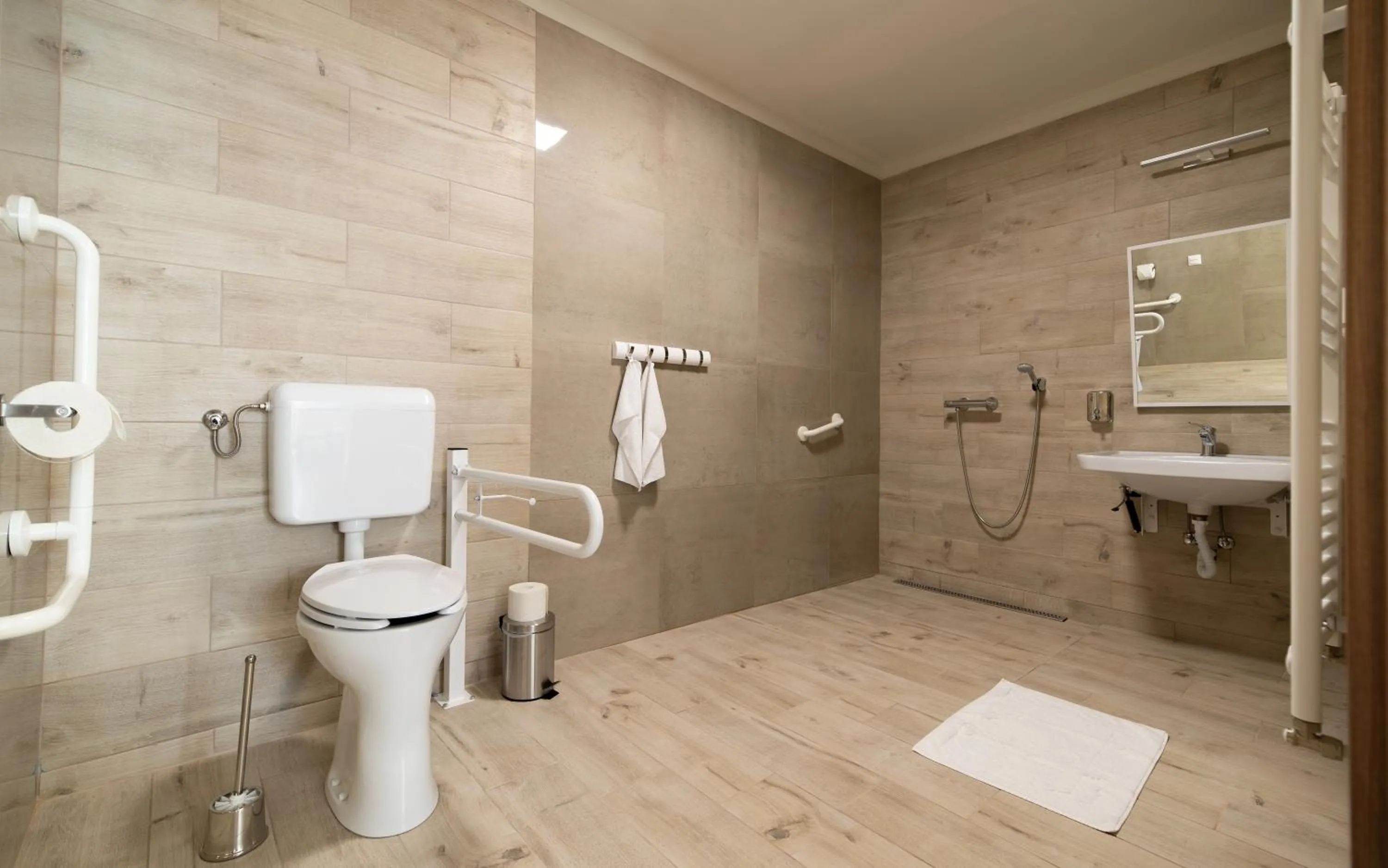 Bathroom in Hotel Szeghalom