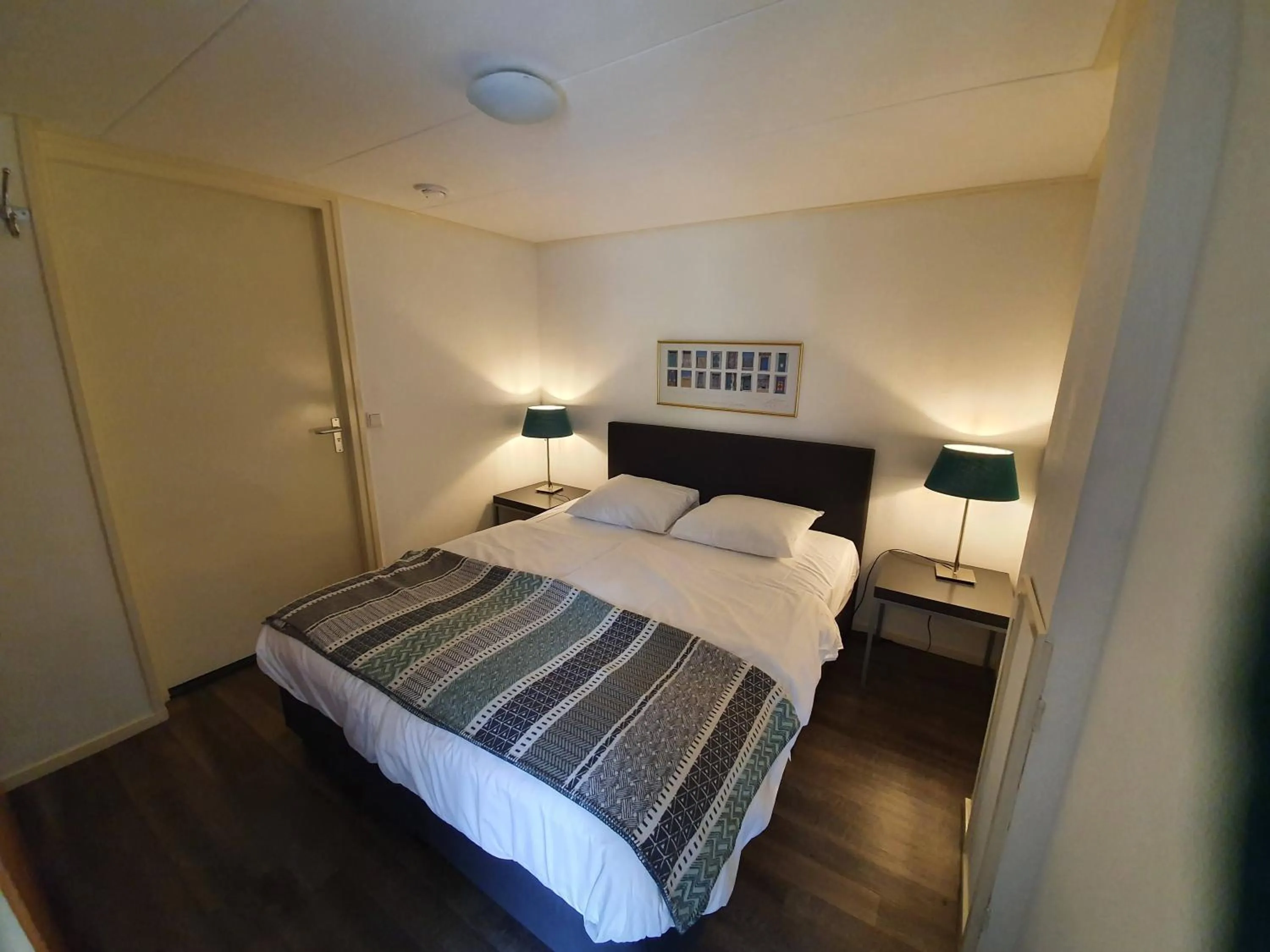 Property building, Bed in d'Oude Herbergh, vakantiehuizen aan het water