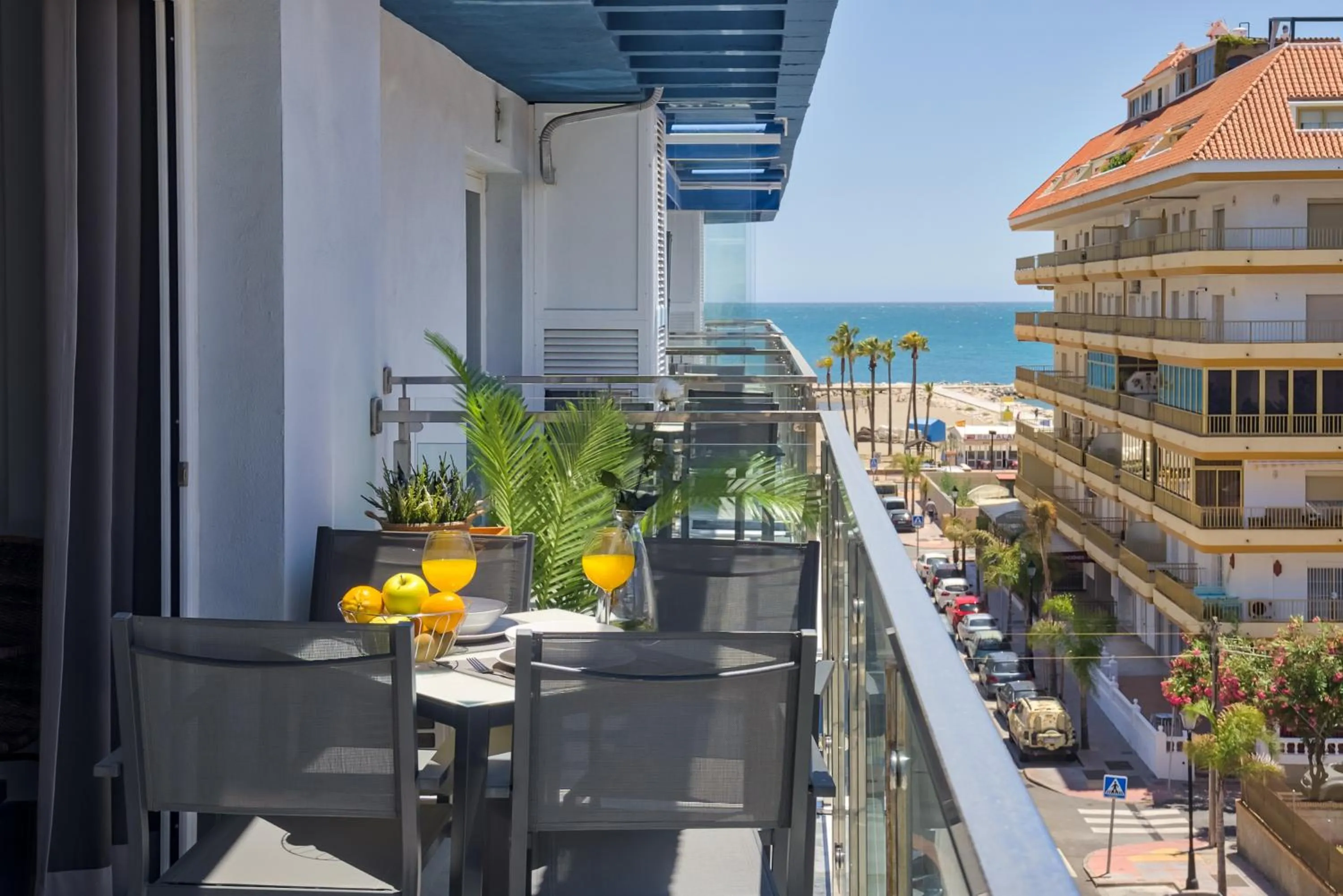 Balcony/Terrace in Sur Suites La Dorada, centricos soleados a pocos metros de la Playa y con Parking Opcional