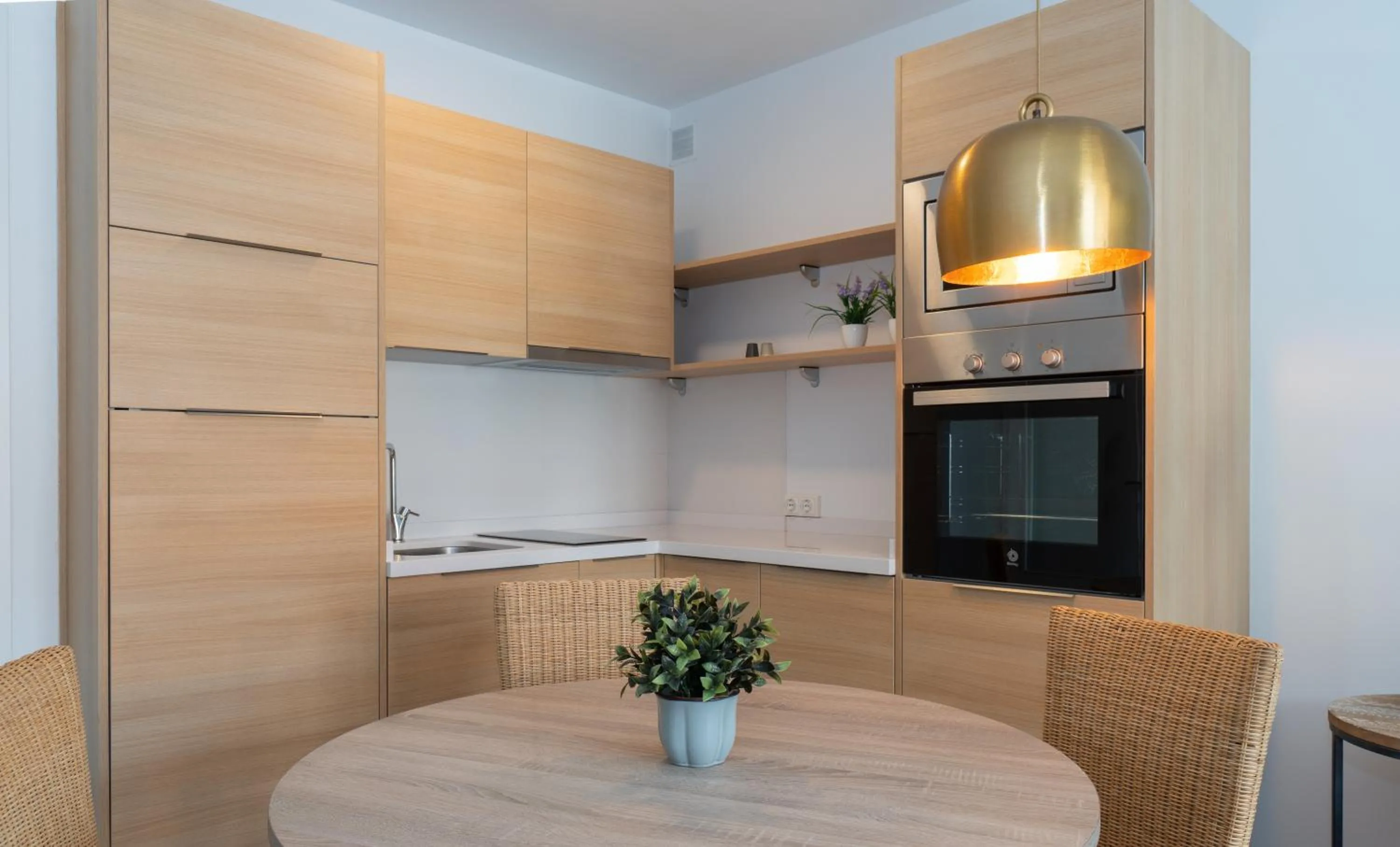 Kitchen or kitchenette in Sur Suites La Dorada, centricos soleados a pocos metros de la Playa y con Parking Opcional