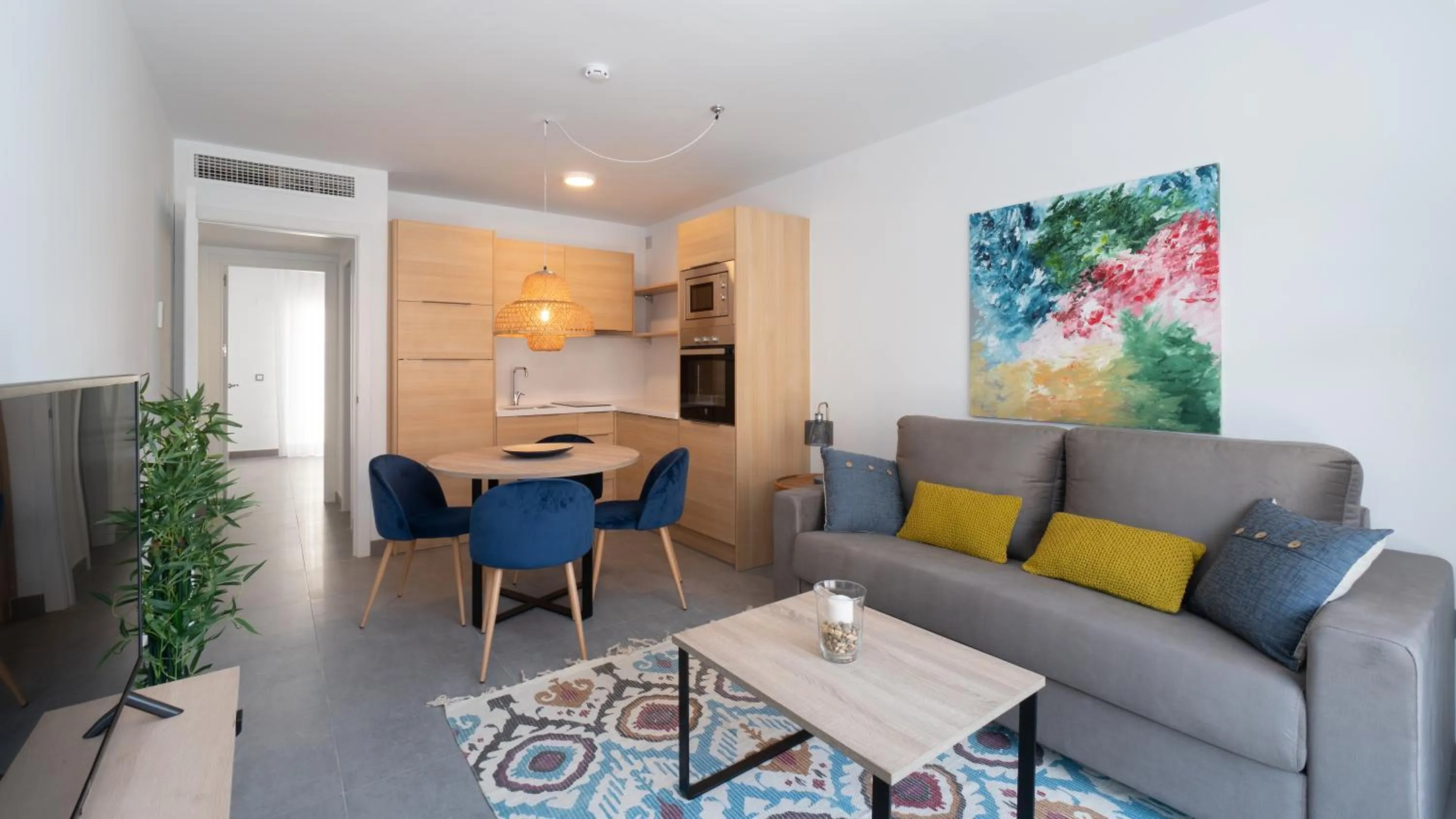 Living room in Sur Suites La Dorada, centricos soleados a pocos metros de la Playa y con Parking Opcional