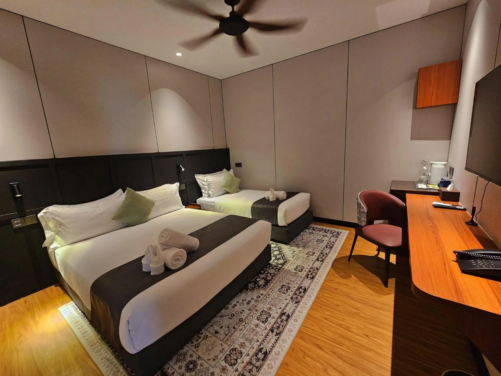 Bed in Carnarvon Suites