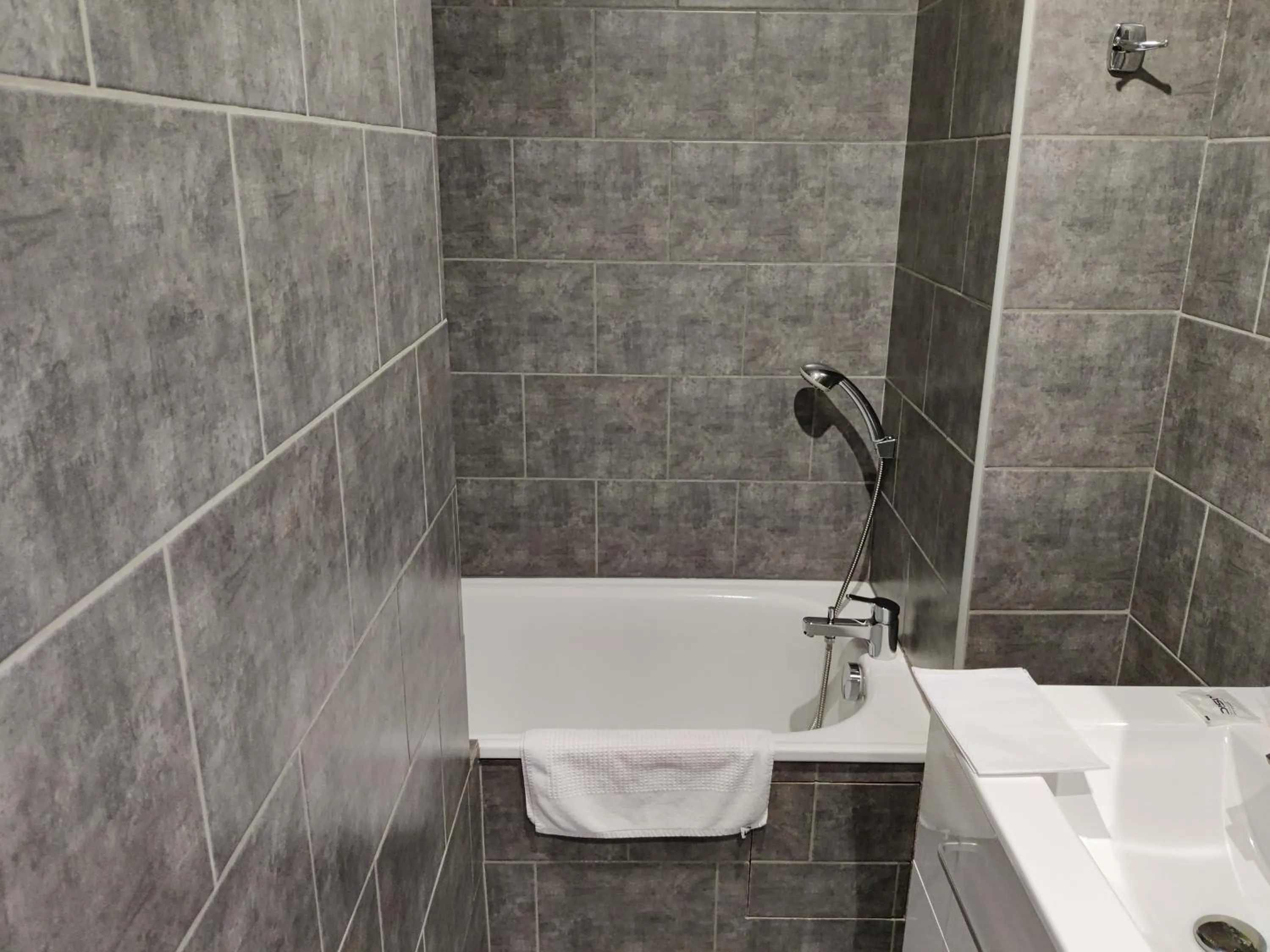 Bathroom in Hotel Les Voyageurs - Vogüé