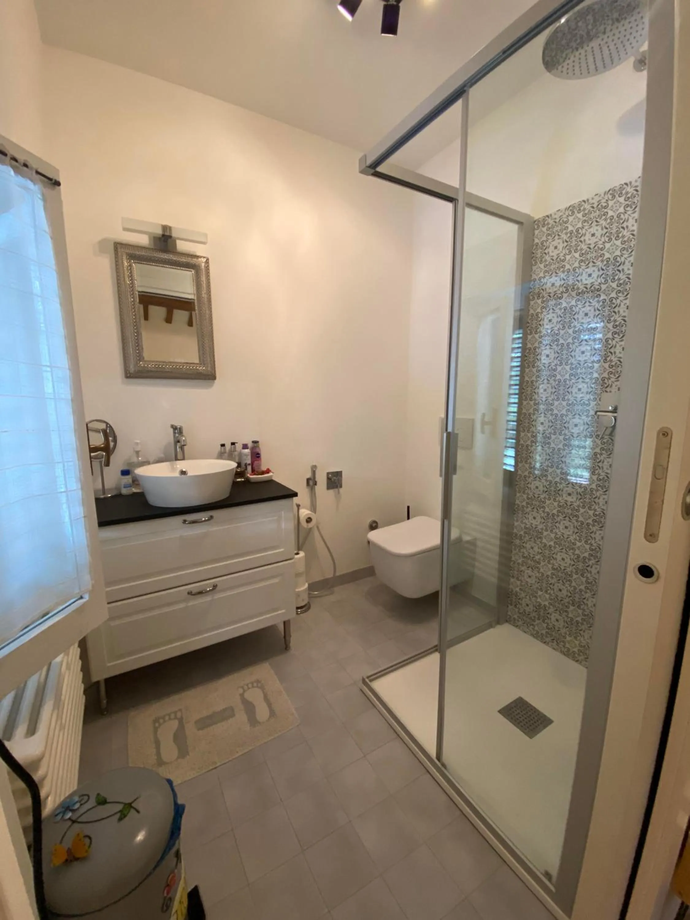 Shower, Bed in Il Posto Perfetto