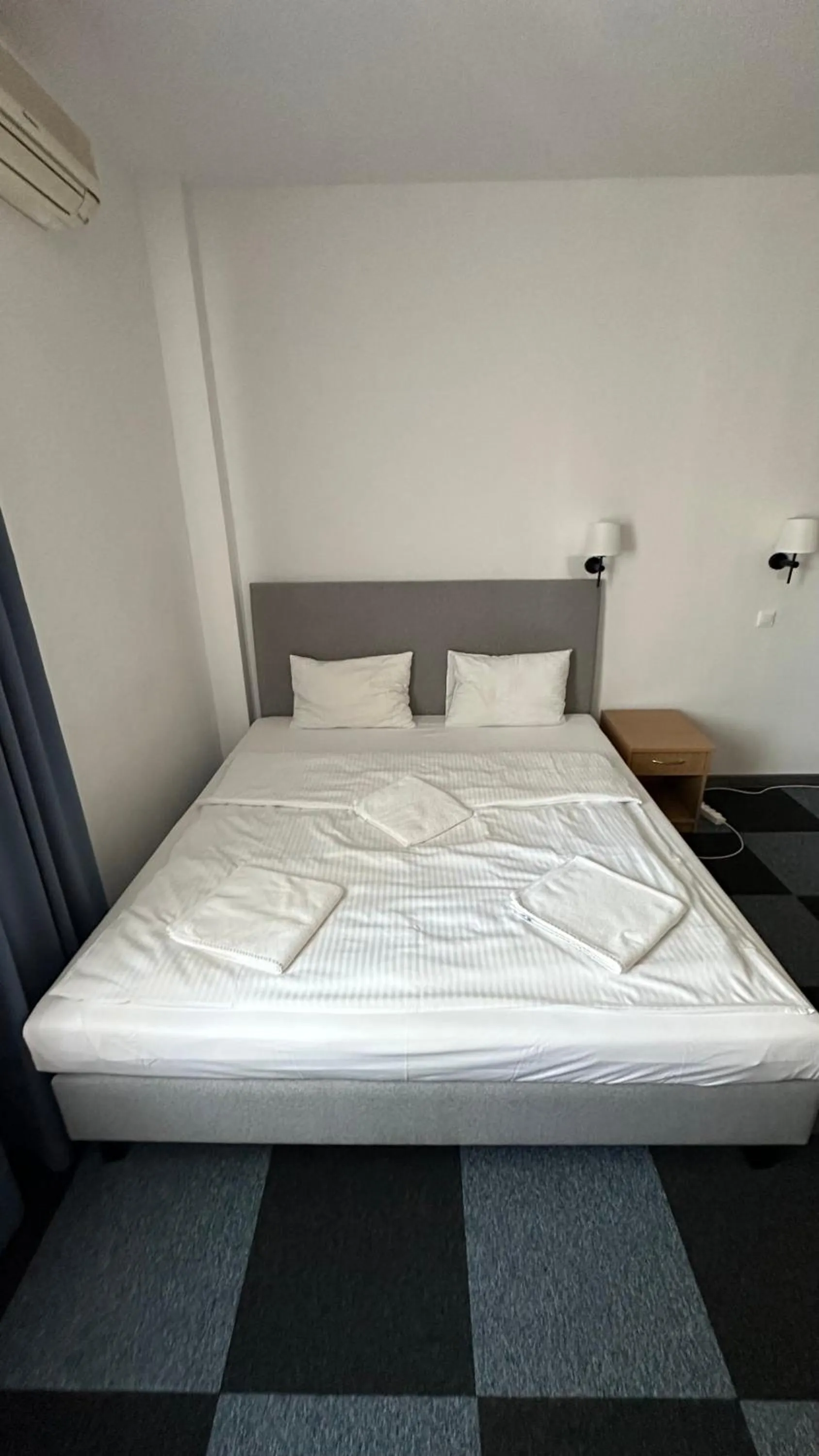 Bed in Lezzet PG B&B &TurkishRestaurant