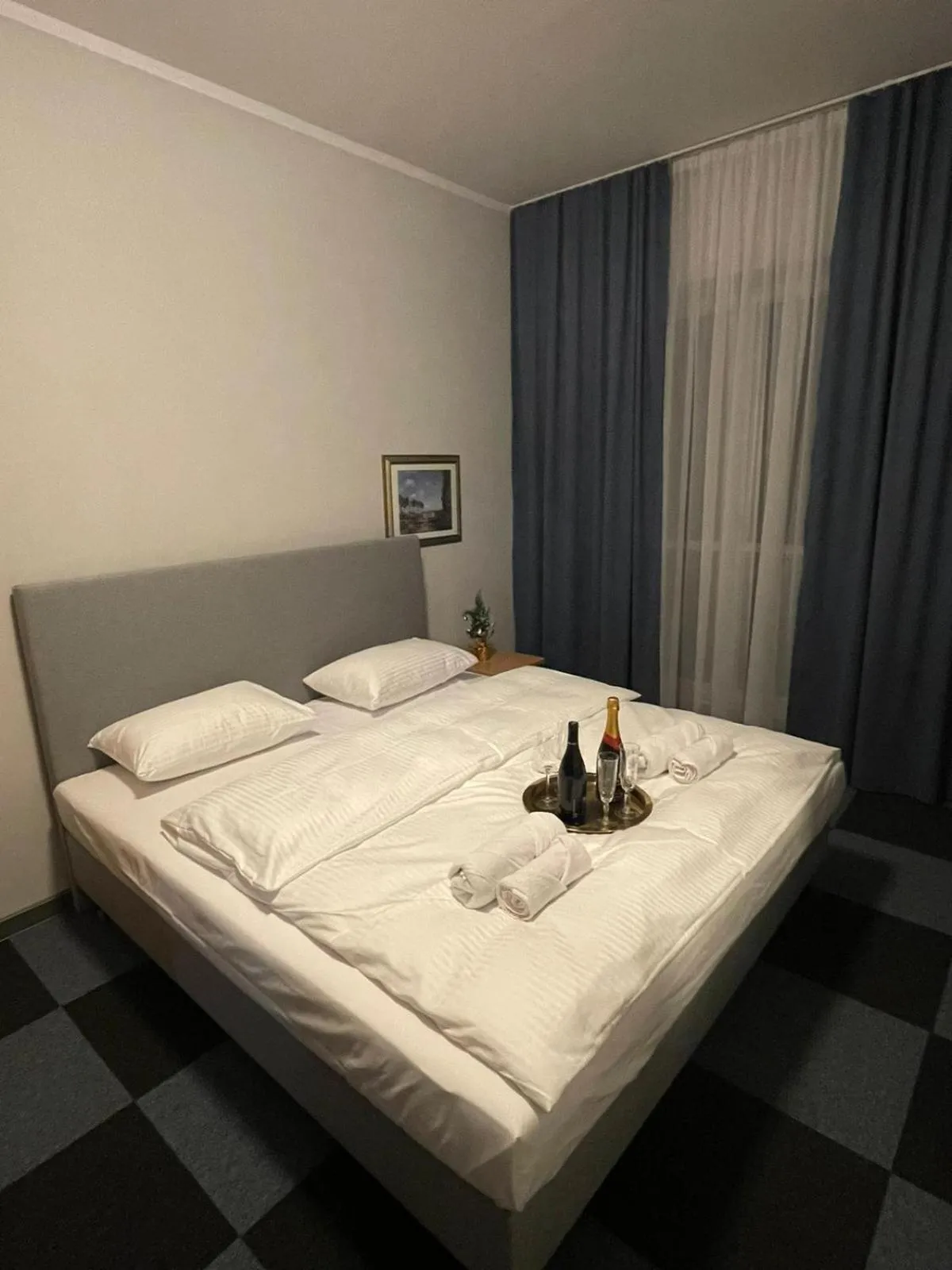 Bed in Lezzet PG B&B &TurkishRestaurant