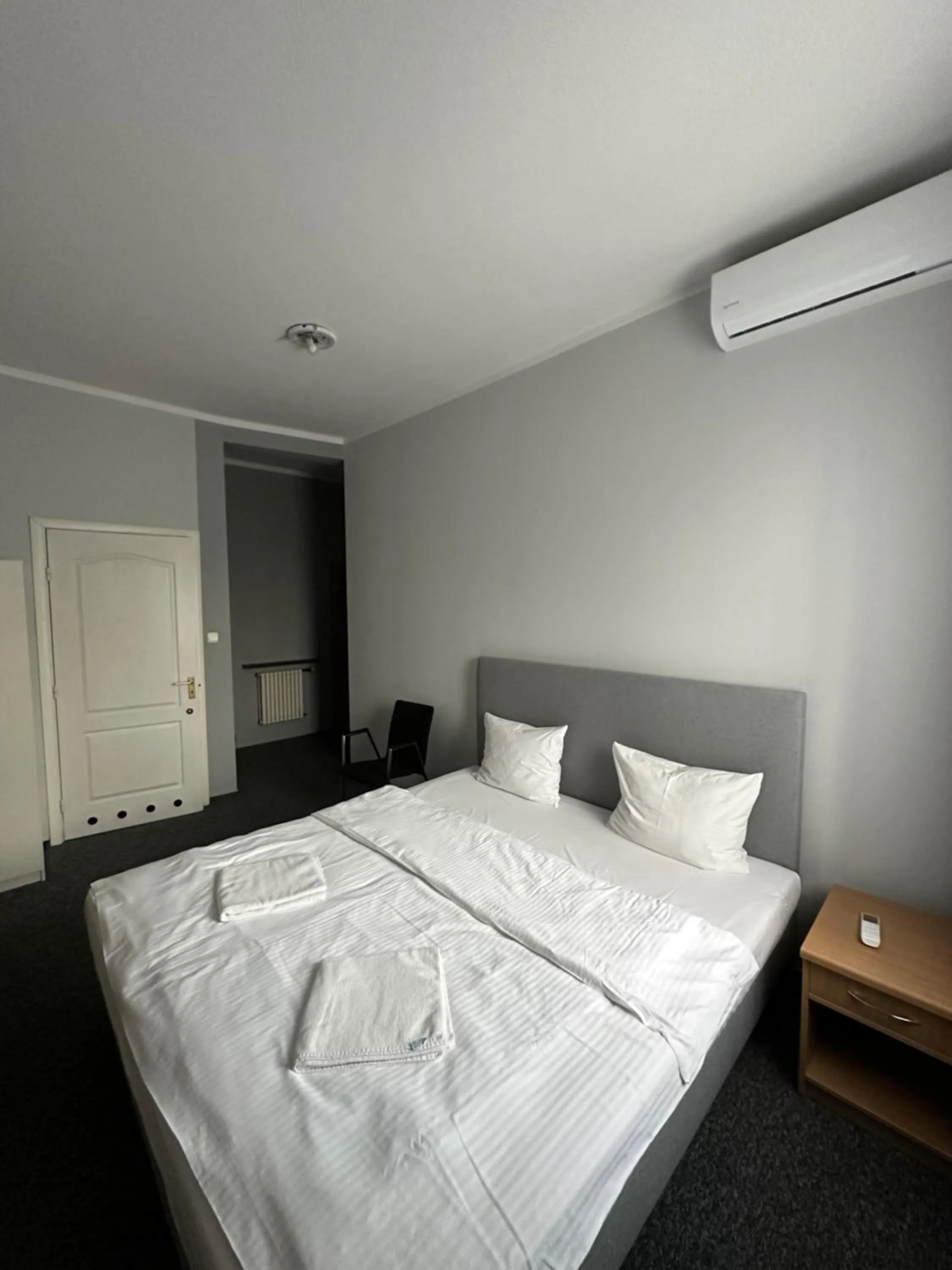 Bed in Lezzet PG B&B &TurkishRestaurant