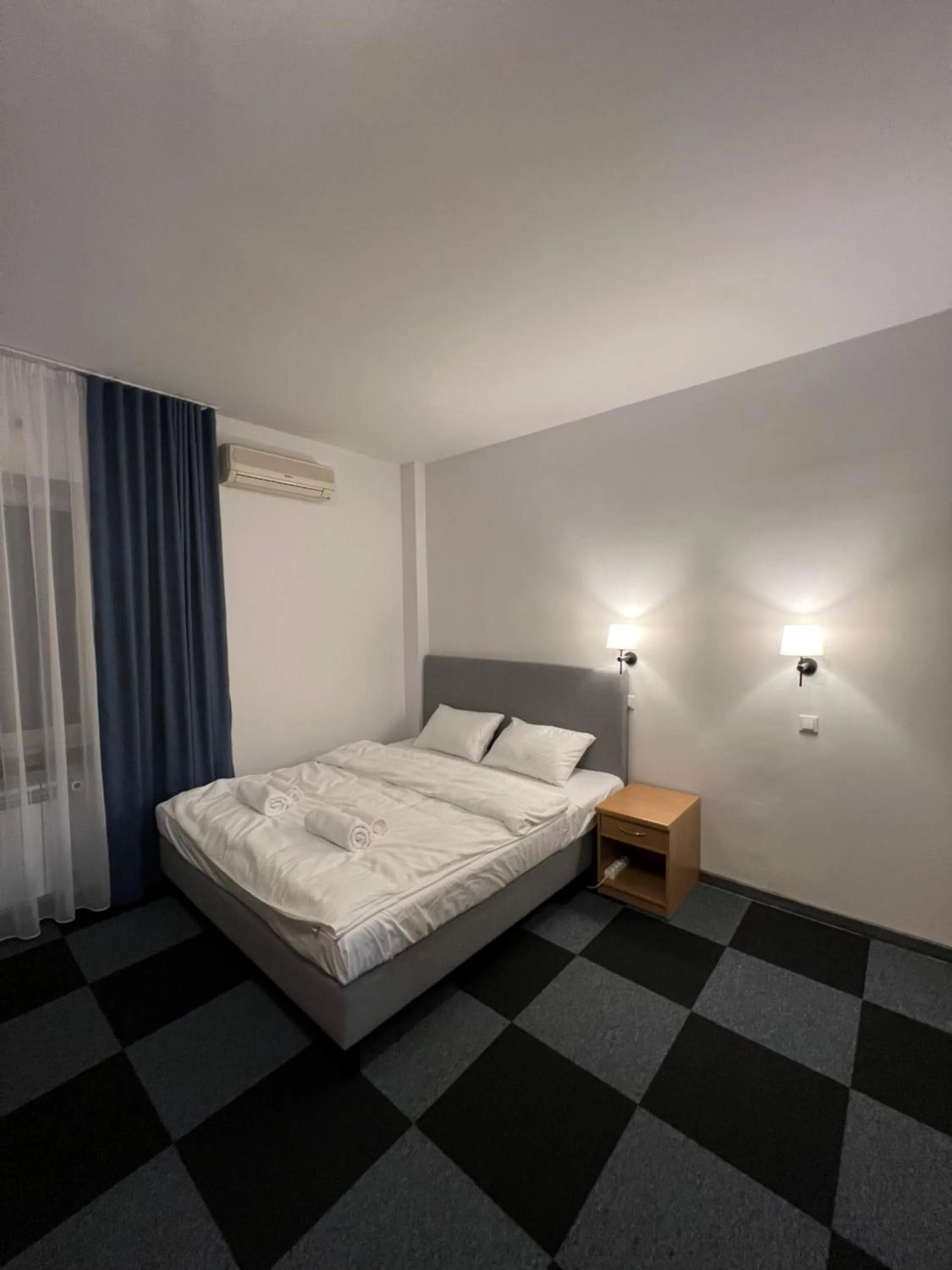 Bed in Lezzet PG B&B &TurkishRestaurant