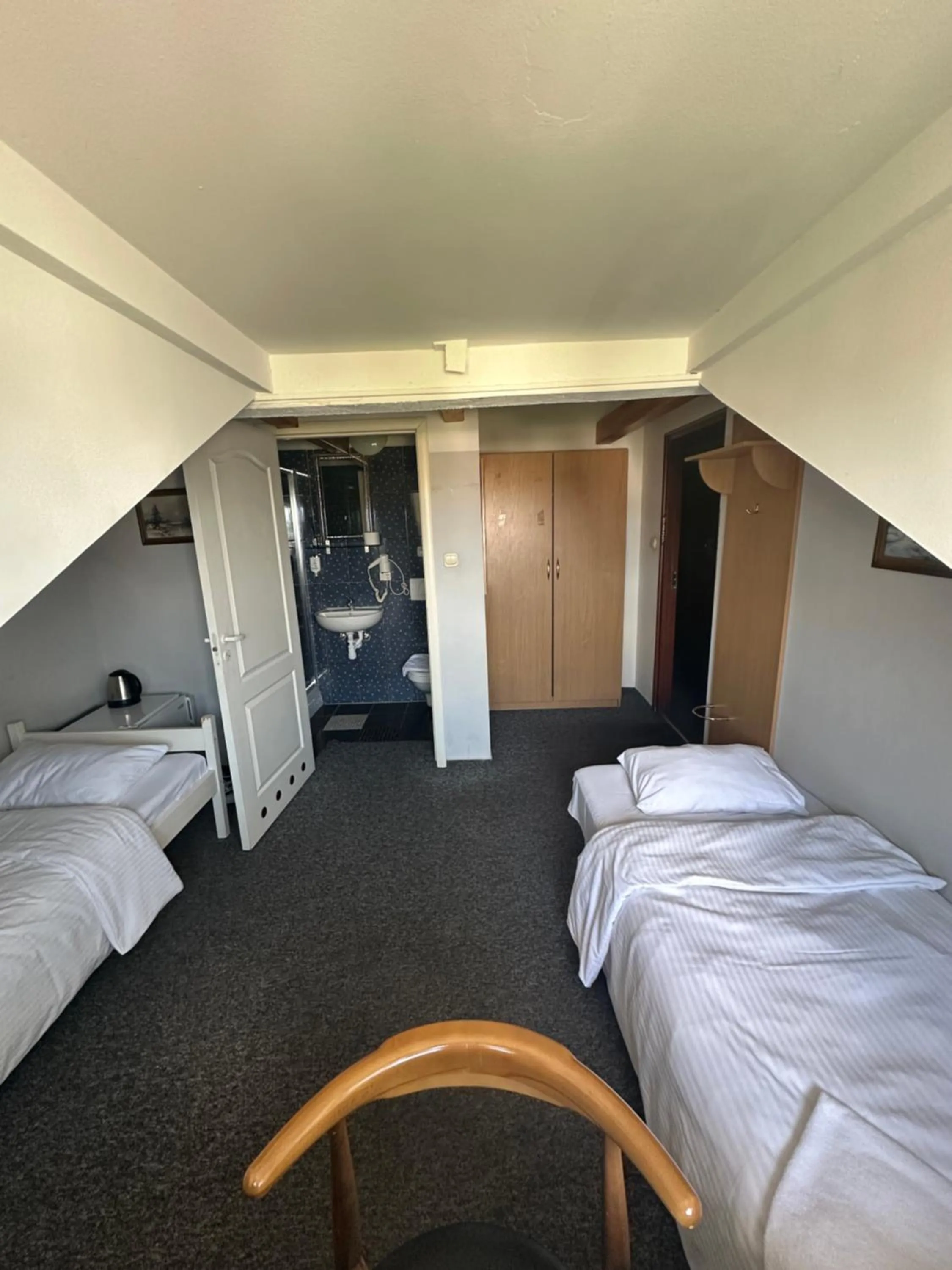 Photo of the whole room, Bed in Lezzet PG B&B &TurkishRestaurant