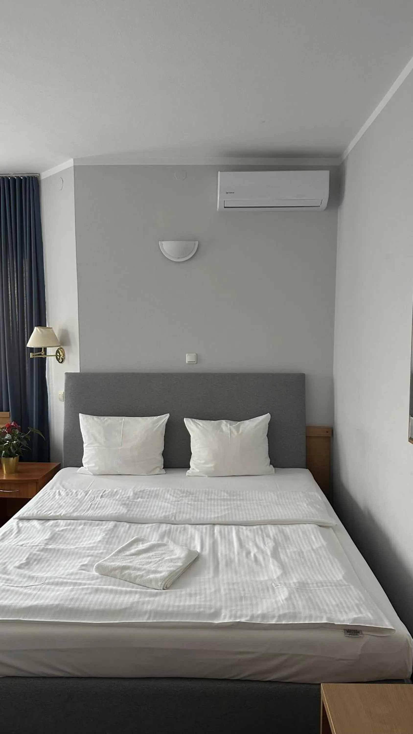 Bed in Lezzet PG B&B &TurkishRestaurant