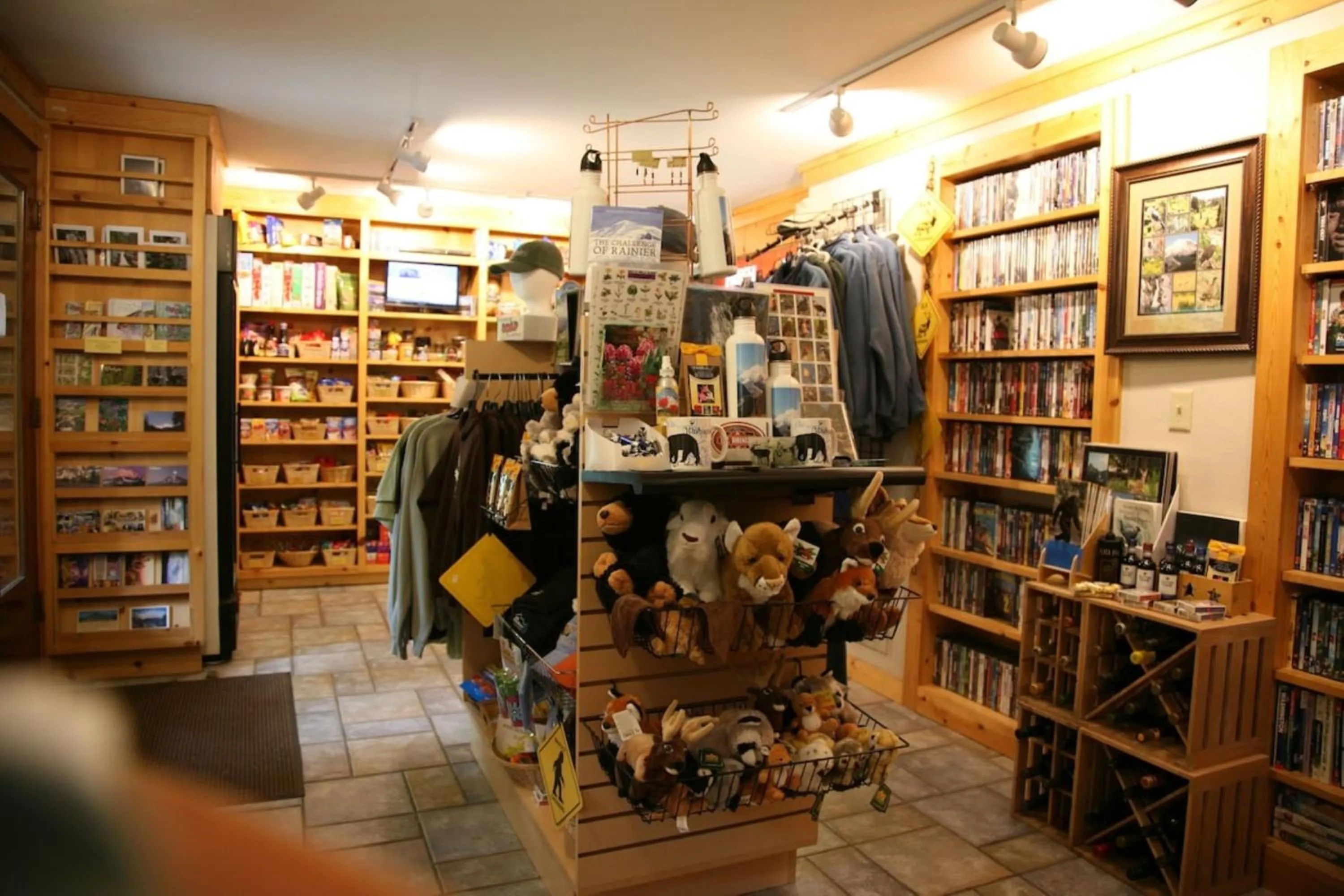 Shopping Area in LOGE Alta Crystal