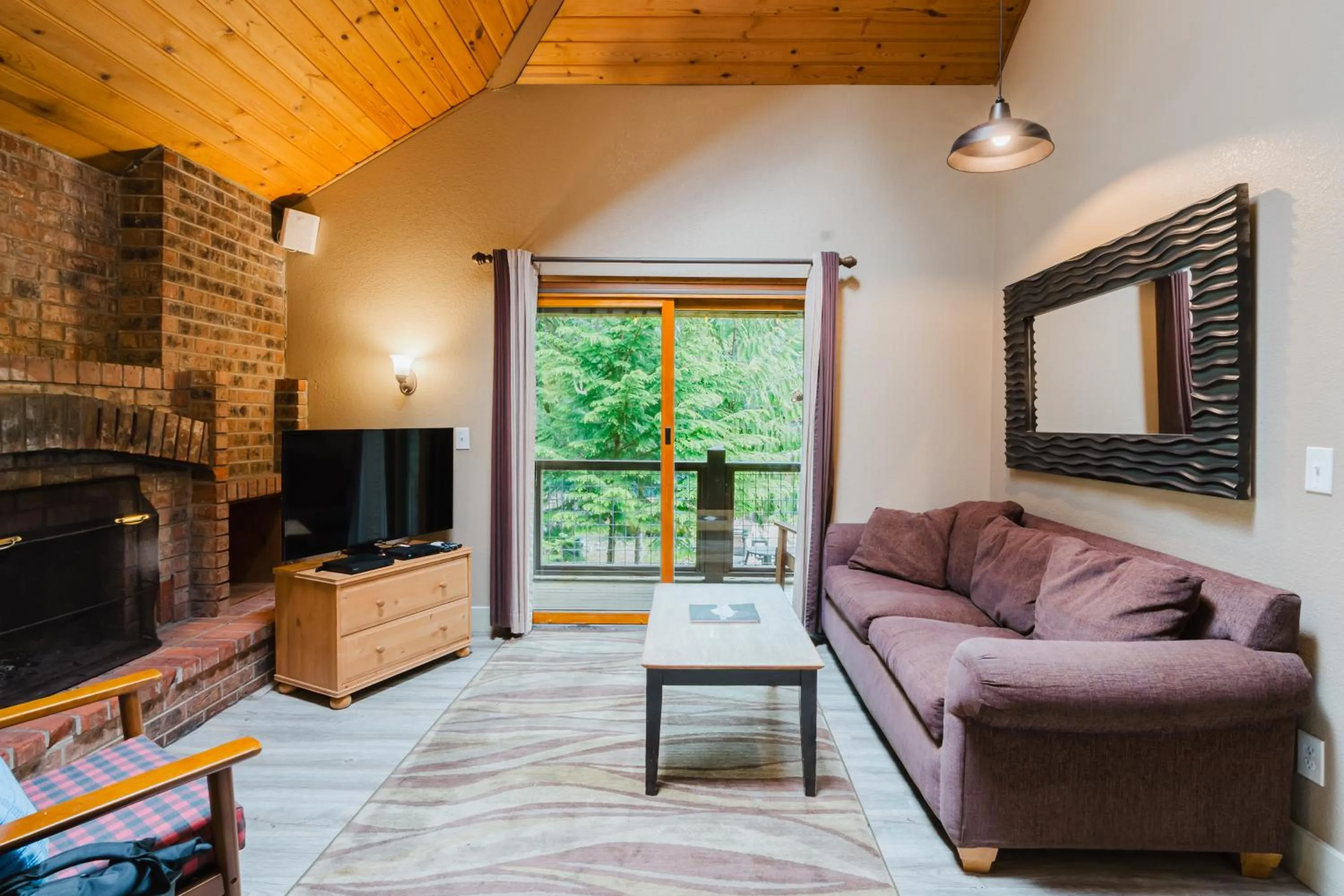 Living room in LOGE Alta Crystal