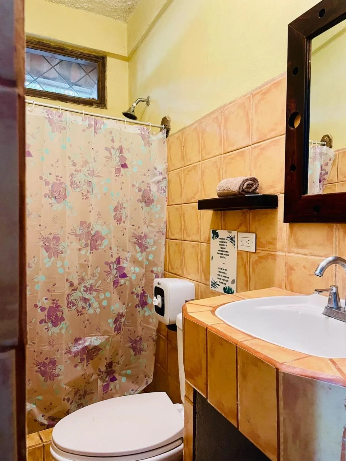 Bathroom in Hotel Boruca Tamarindo