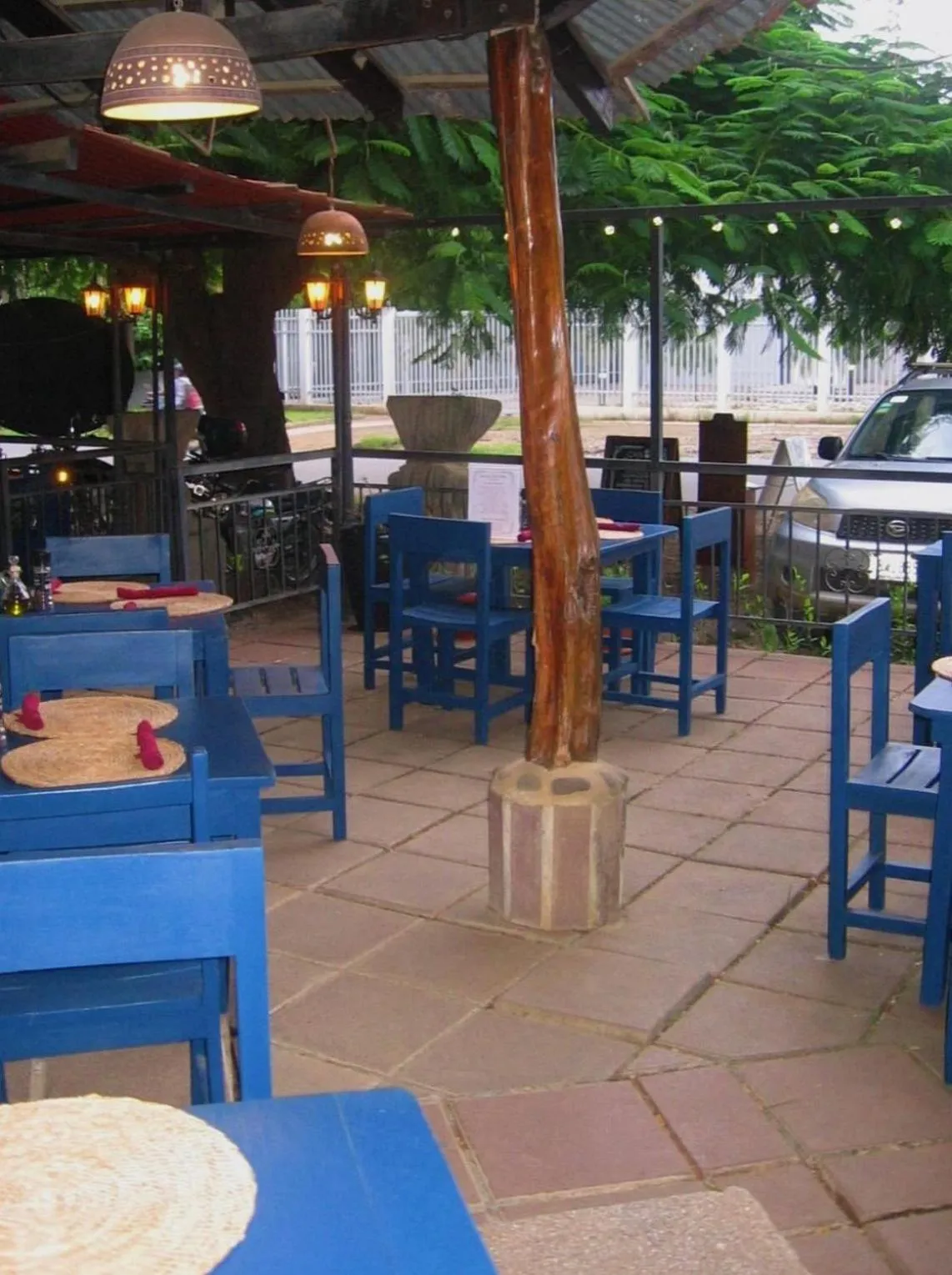 Restaurant/places to eat in Hotel Boruca Tamarindo