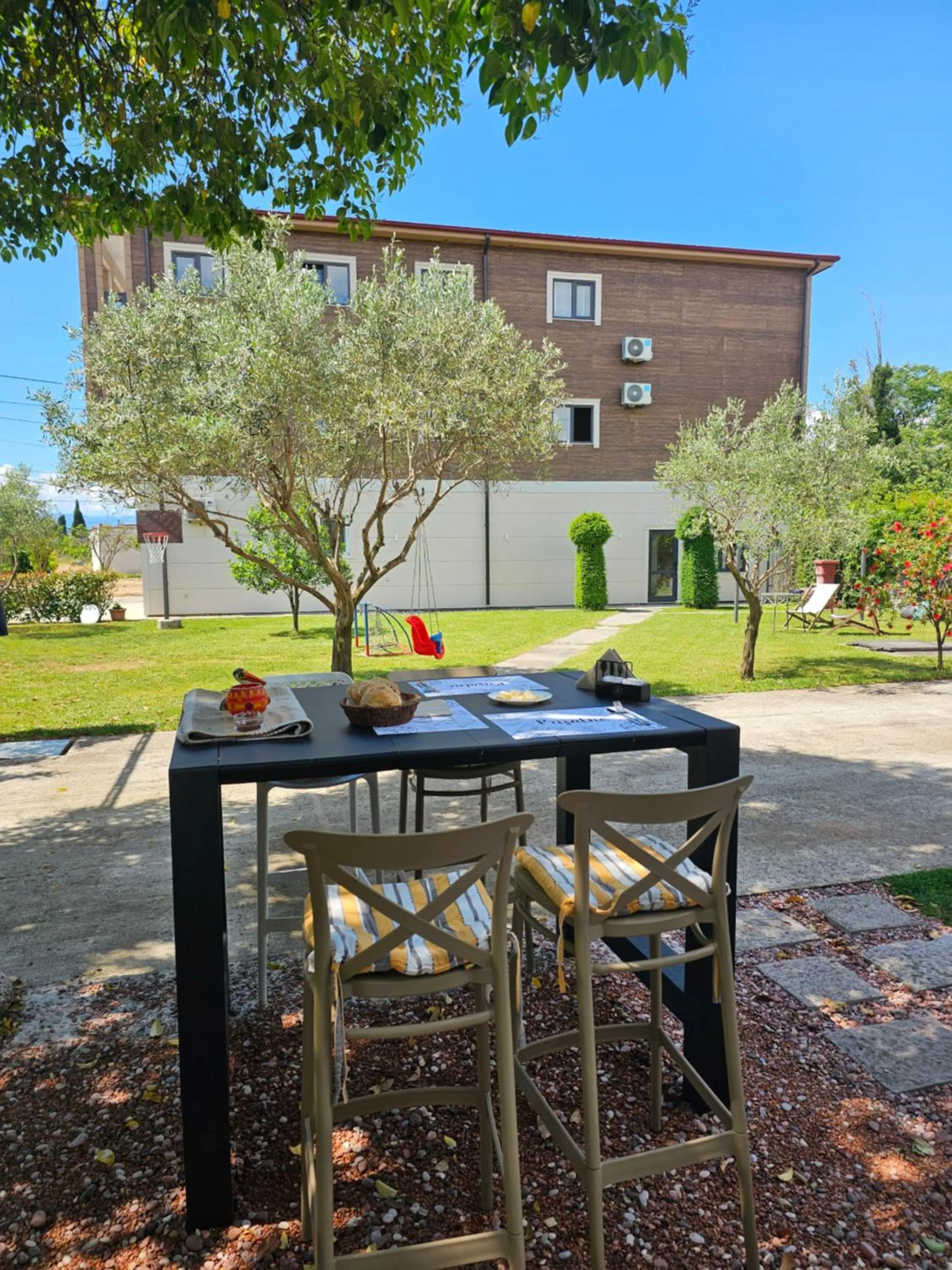 Lounge or bar in Apartments Aerodrom