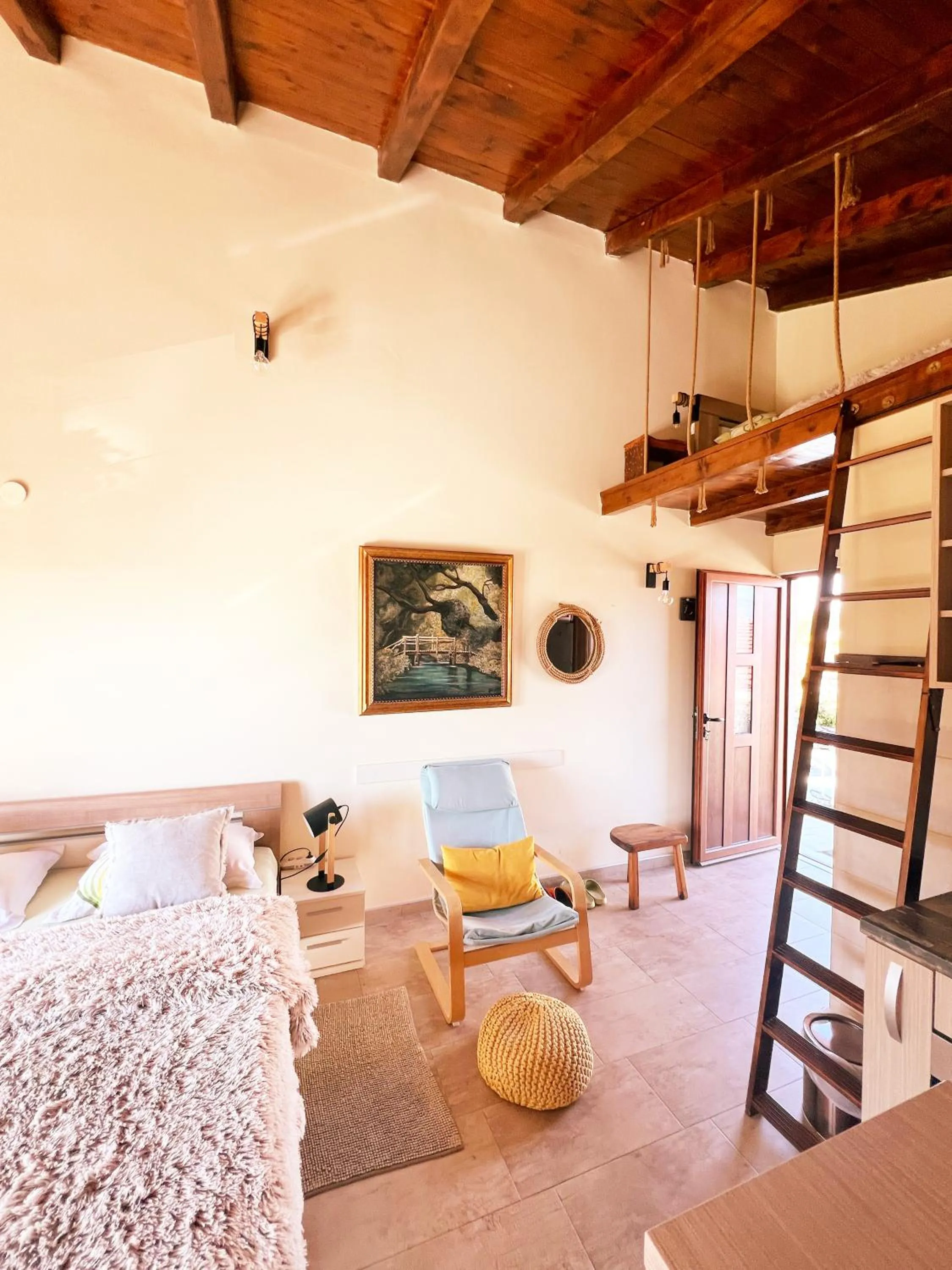 Bed in Apartments Aerodrom