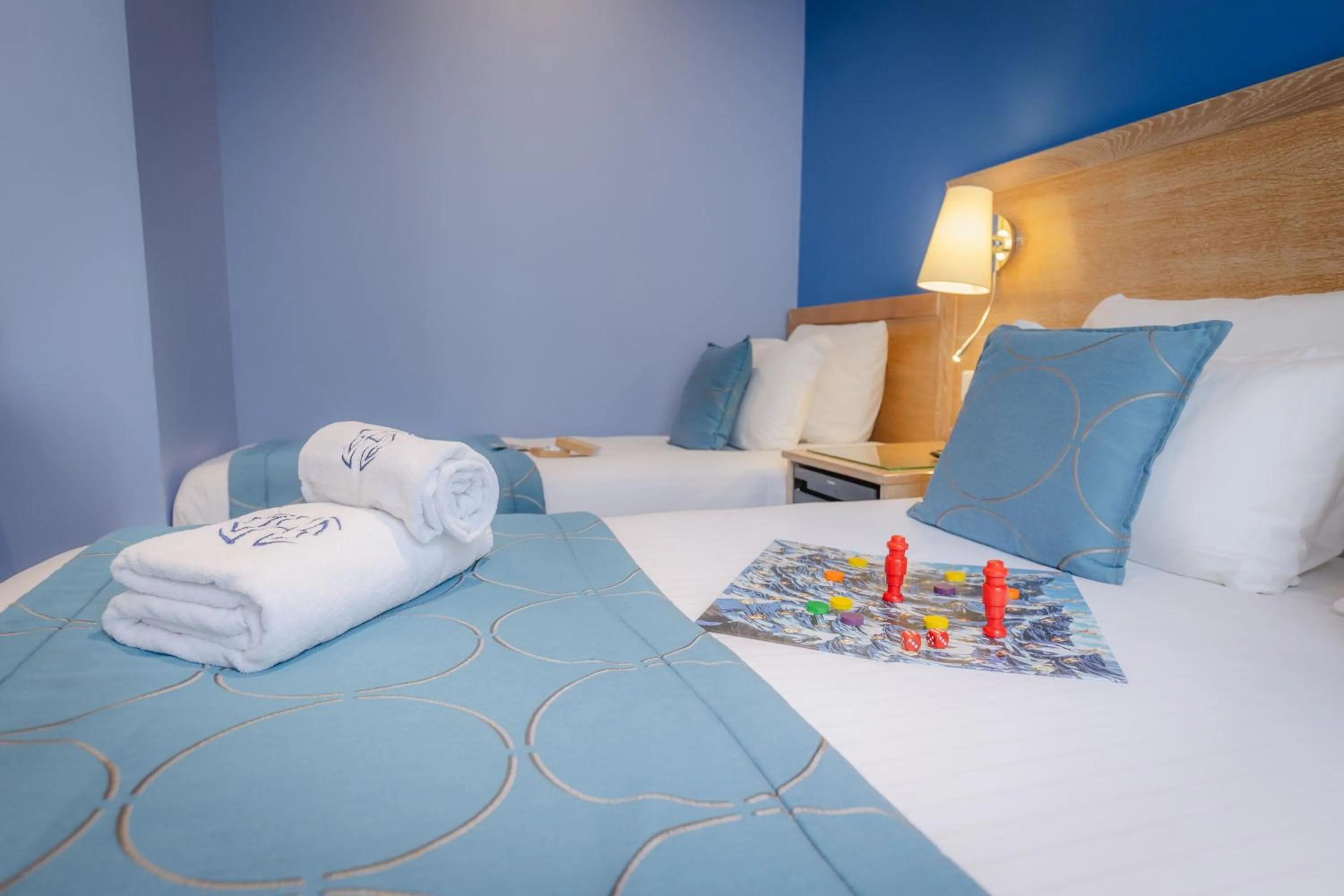 Bedroom, Bed in Grand Hotel Dore