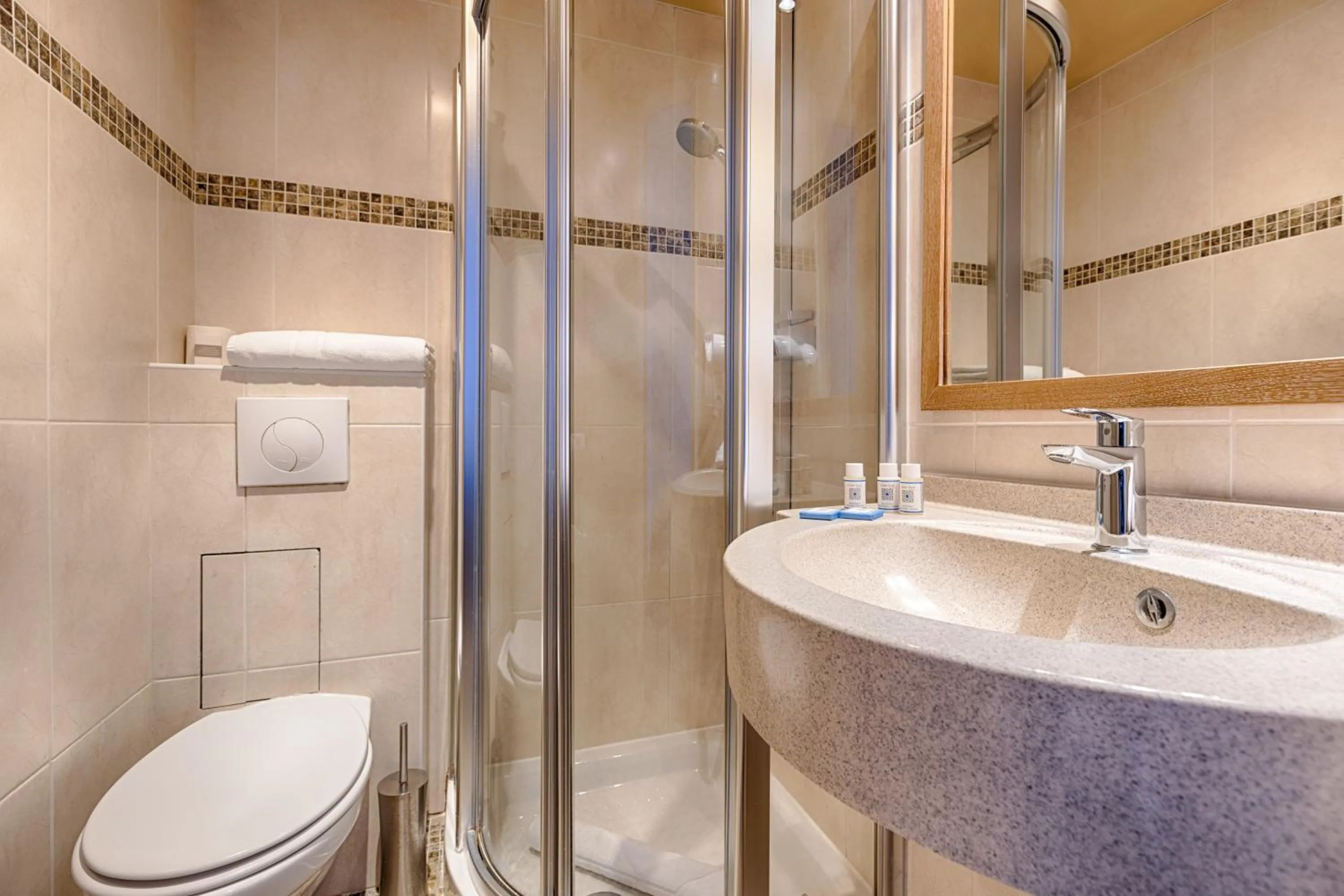 Bathroom in Grand Hotel Dore