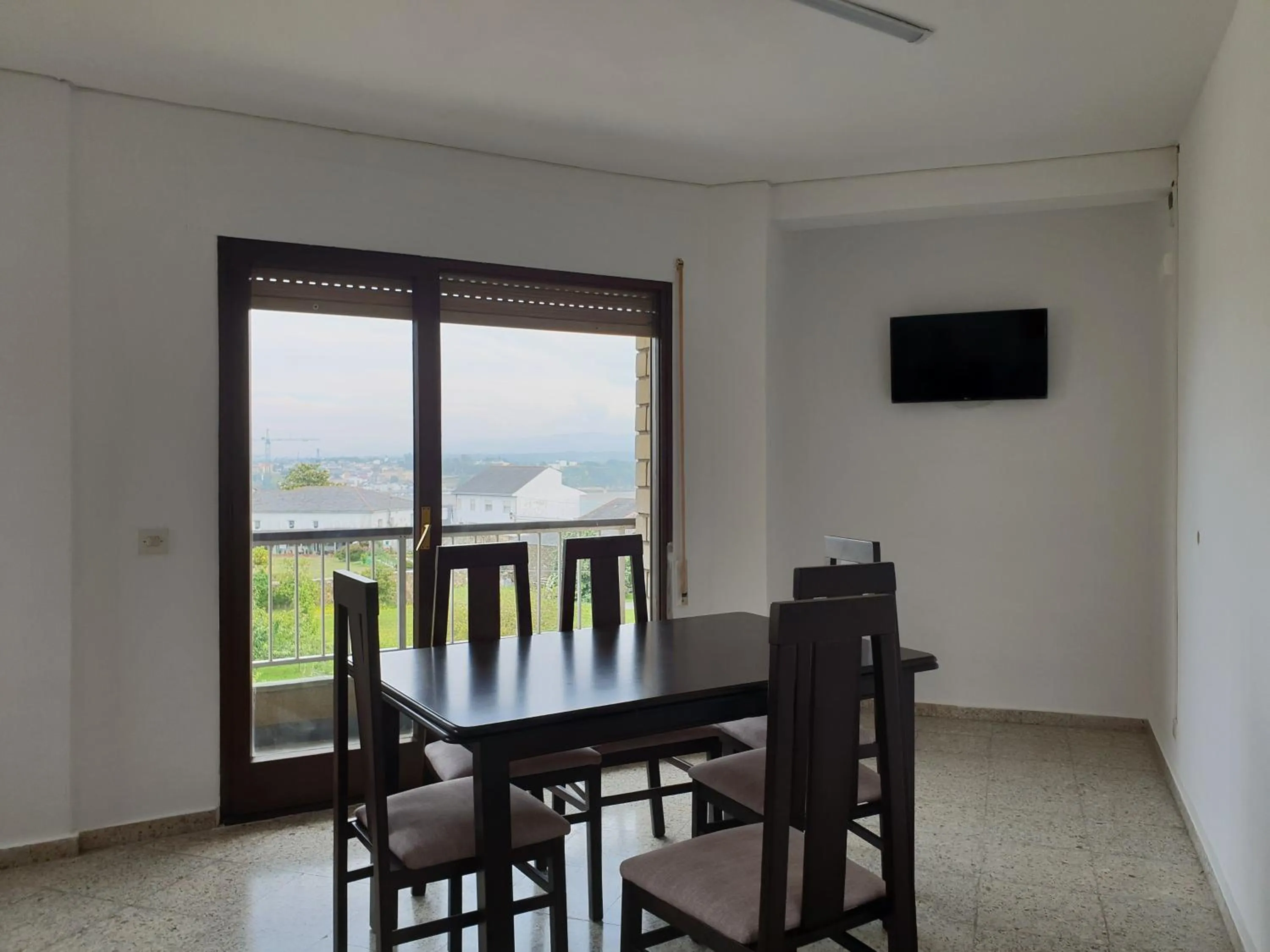 TV and multimedia in Apartamentos O Cargadeiro Ribadeo