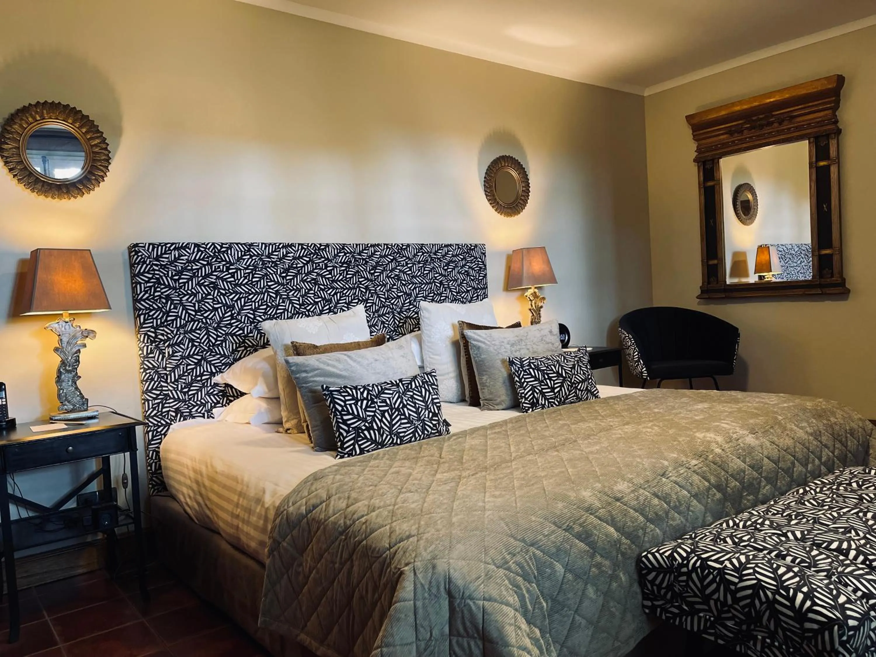 Bed in La Villa Mazarin