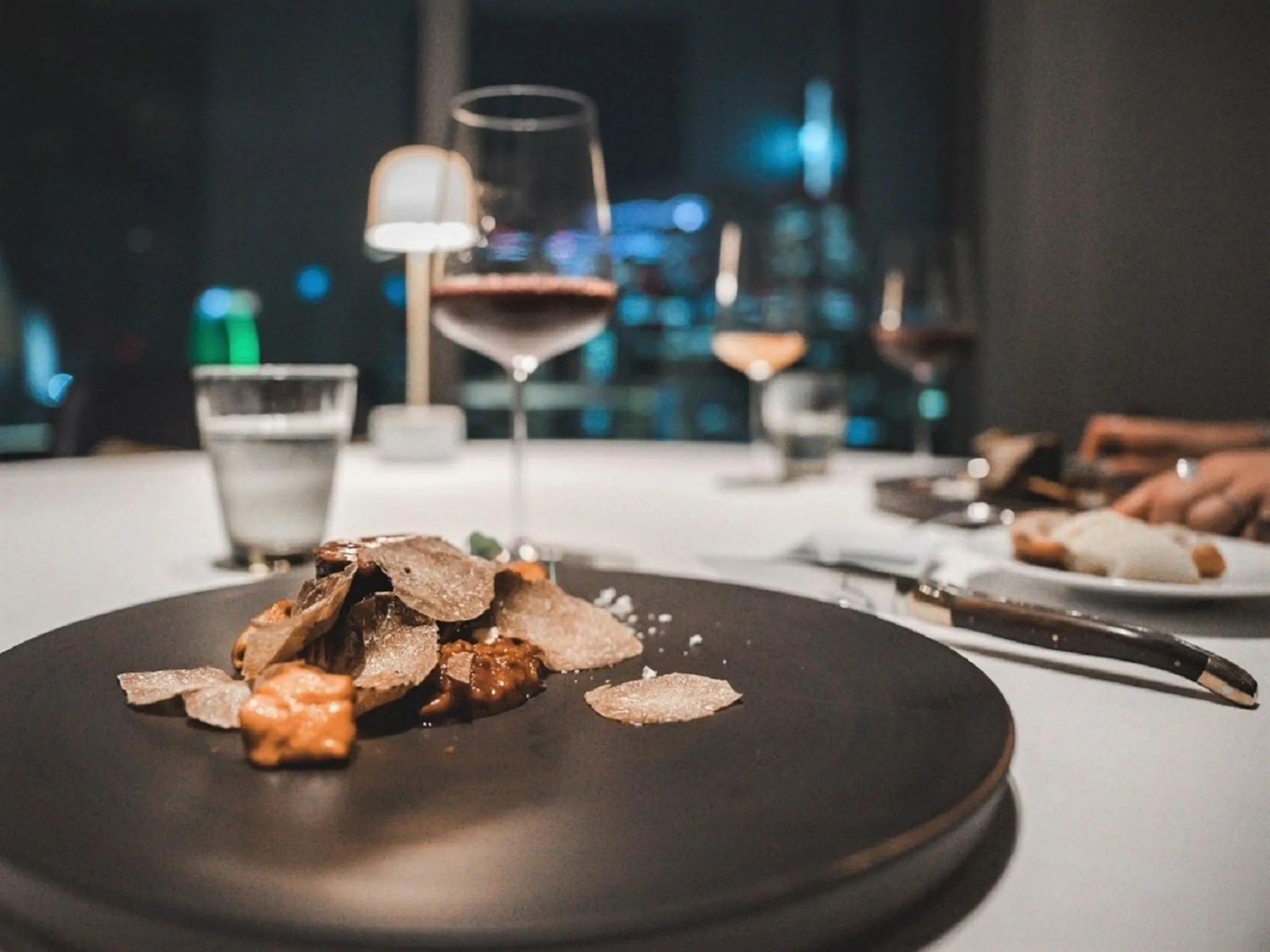 Restaurant/places to eat in The Kahala Hotel & Resort Yokohama