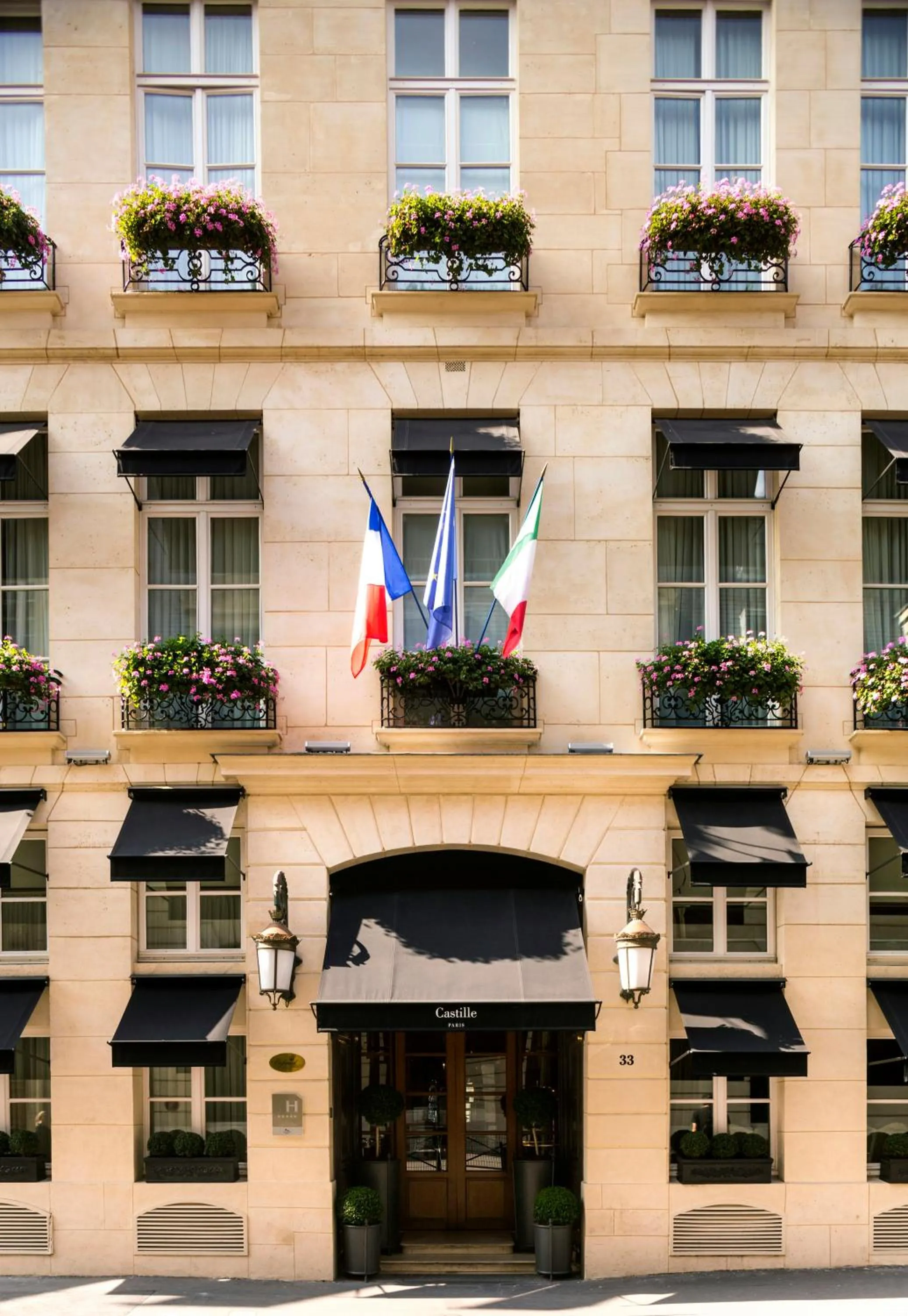 Property building in Castille Paris – Starhotels Collezione