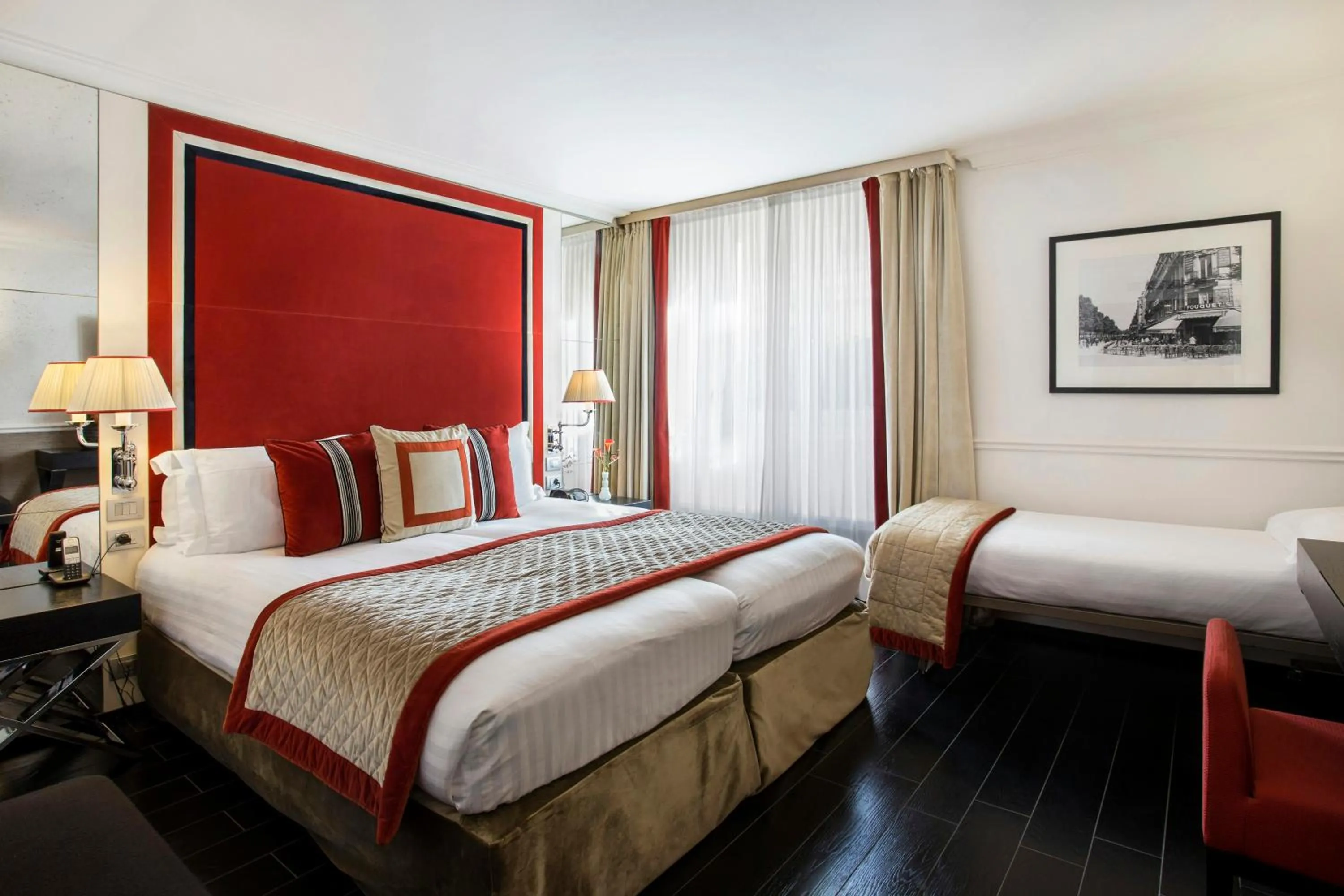 Bedroom, Bed in Castille Paris – Starhotels Collezione