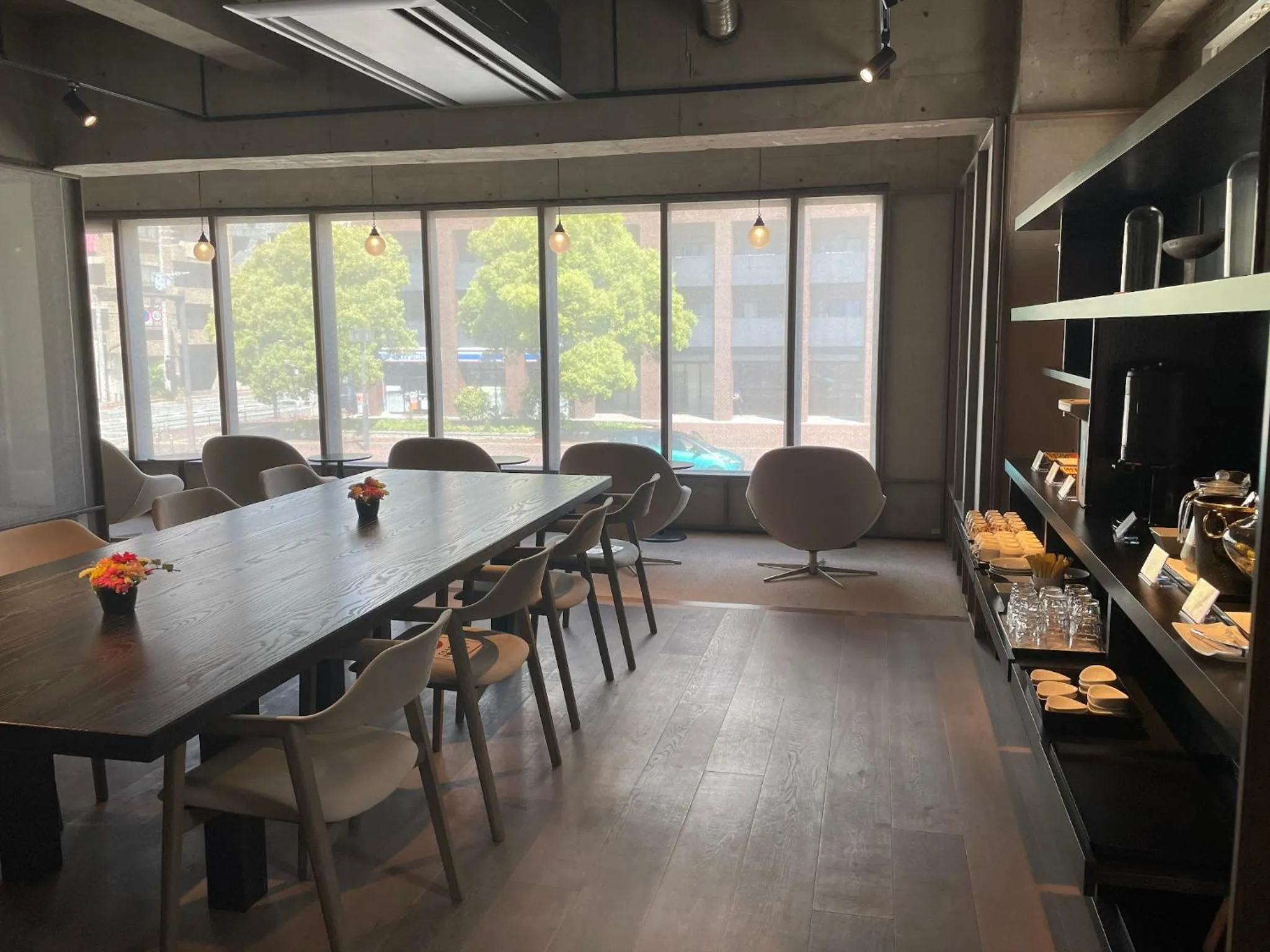 Lounge or bar in THE HOTELS HAKATA KASANE Bayside