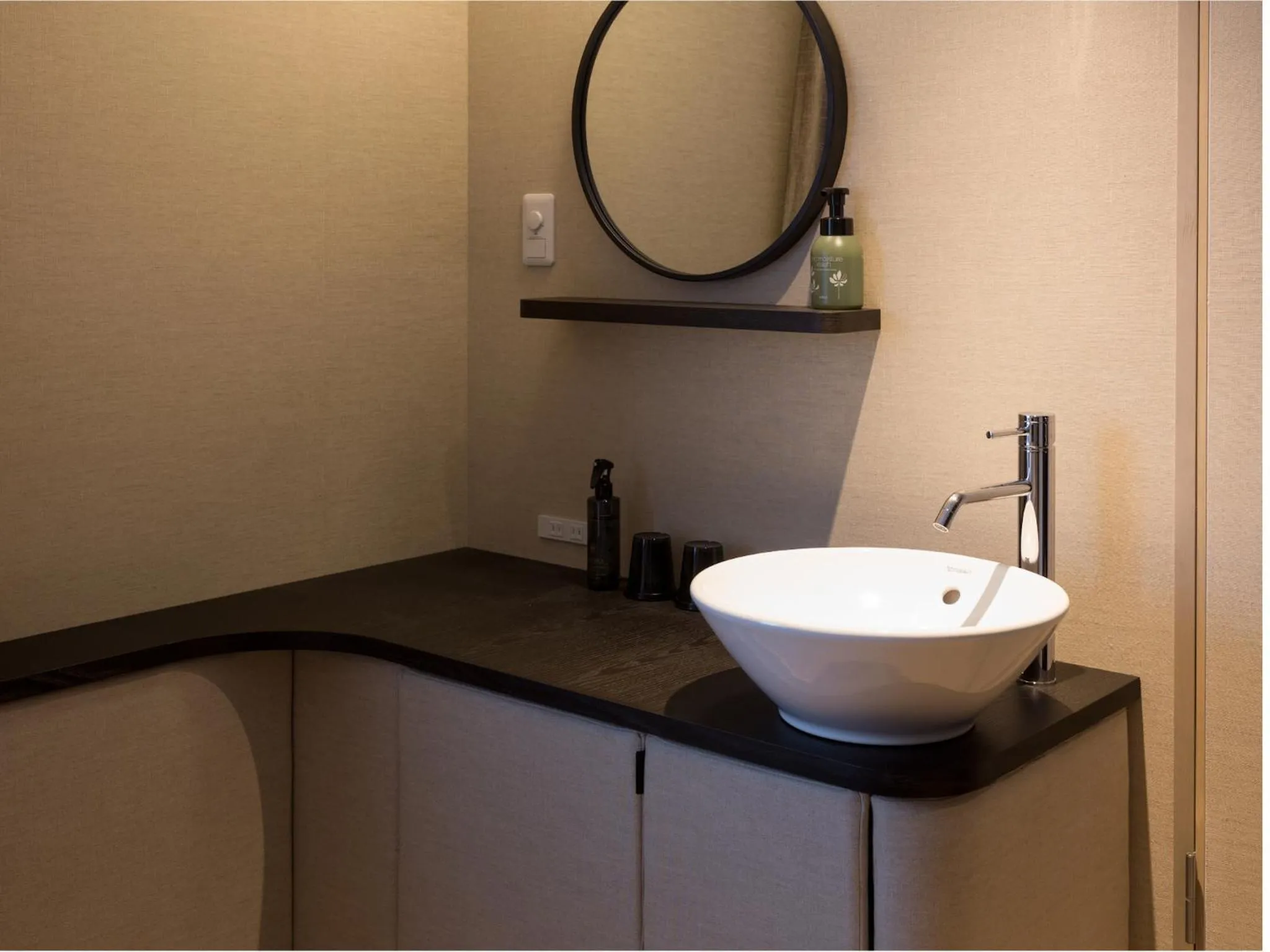 Photo of the whole room in THE HOTELS HAKATA KASANE Bayside