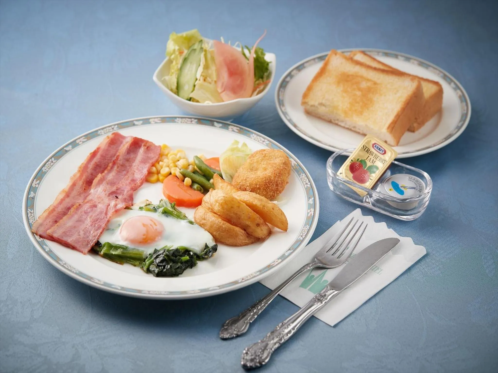 Breakfast in Crown Hotel Okinawa