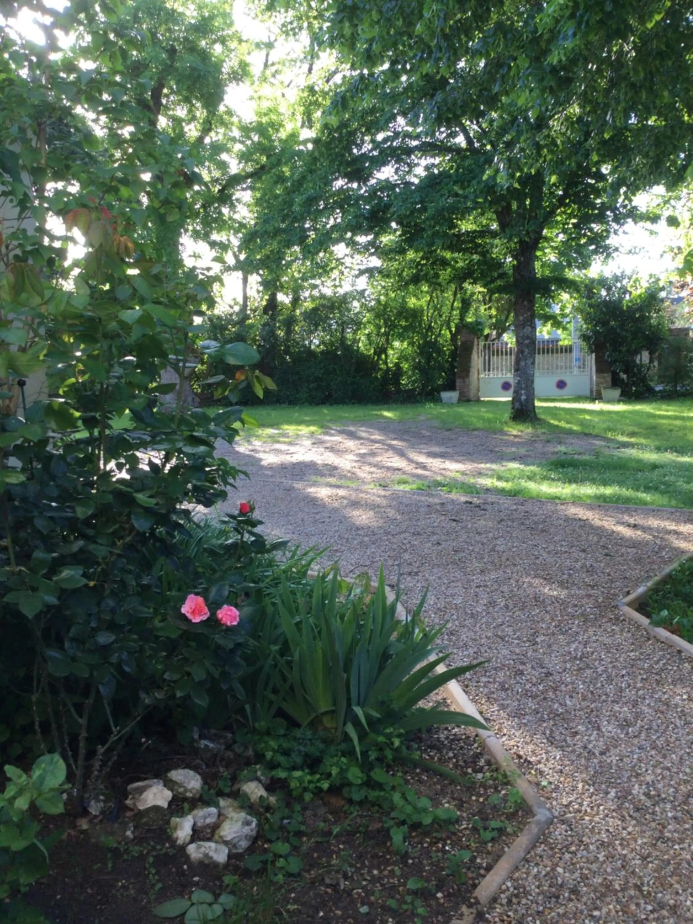 Garden in Logis Hotel Villa Marjane