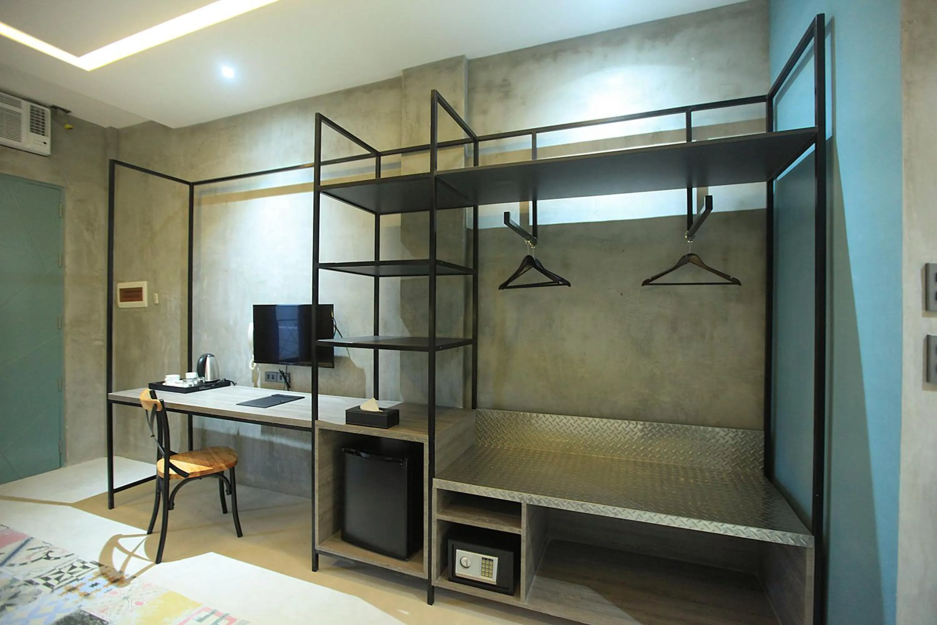 TV and multimedia, Bed in Zenvea Hotel