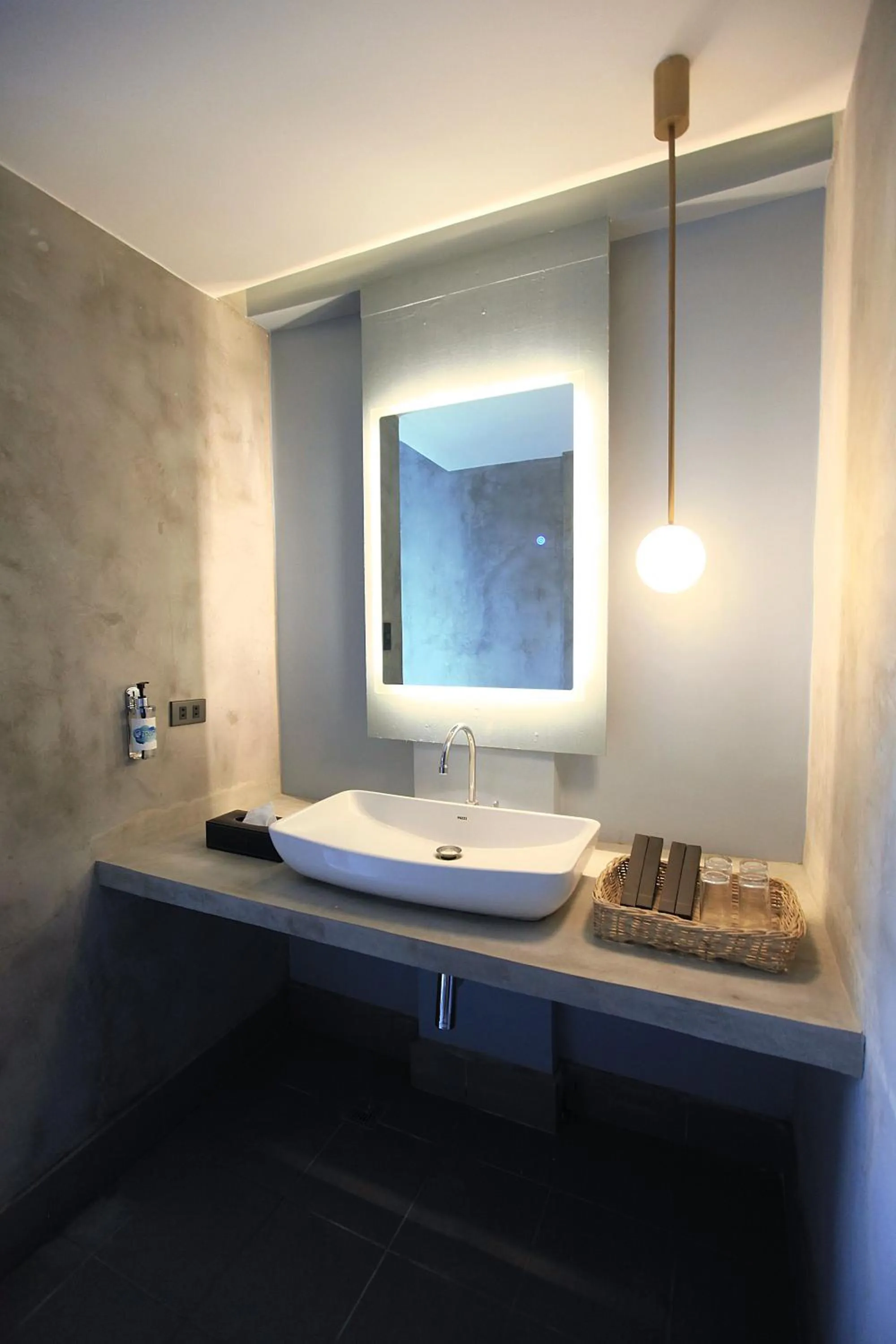 Bathroom in Zenvea Hotel