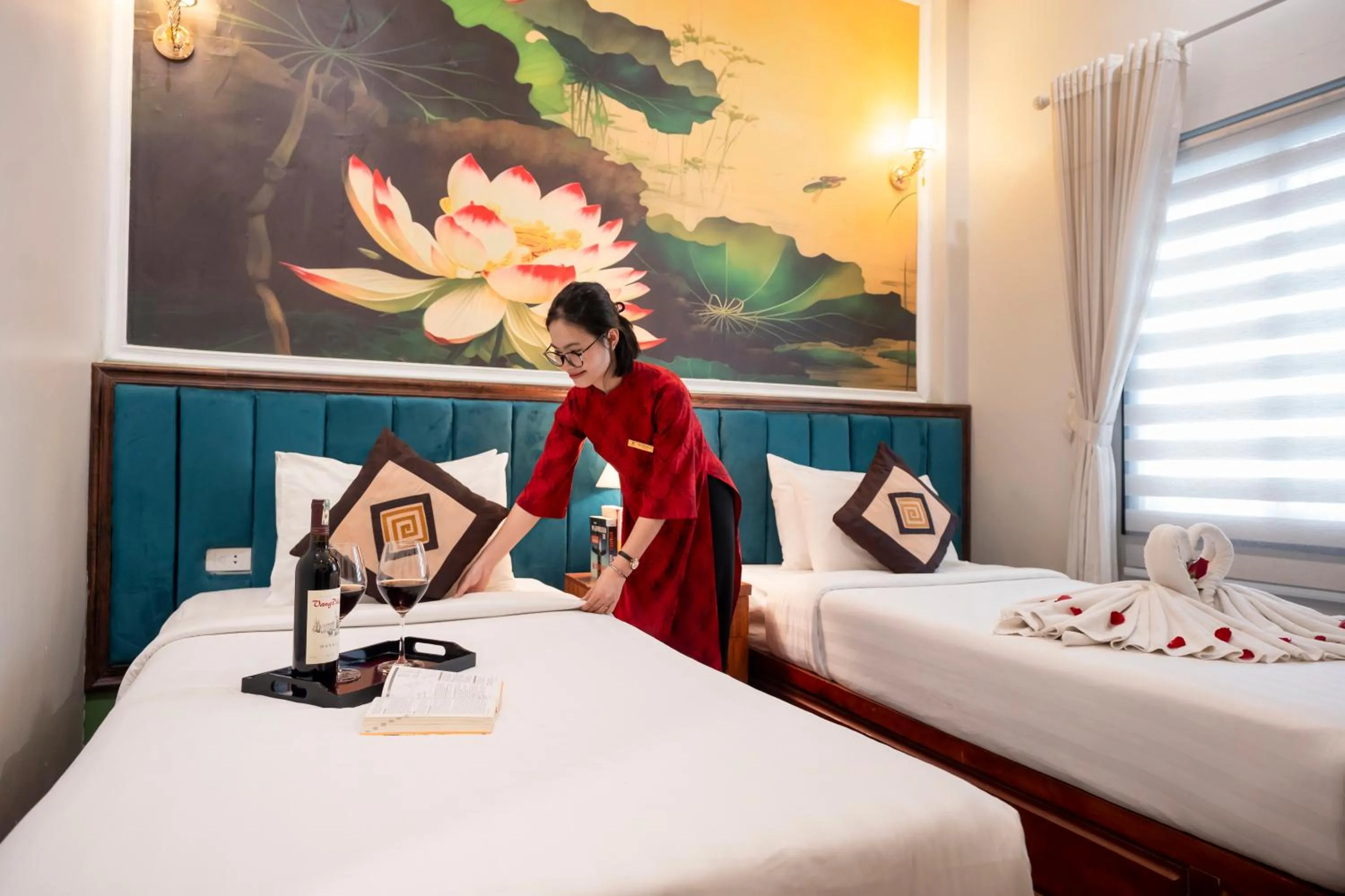 Bed in Hanoi Sena Hotel & Travel