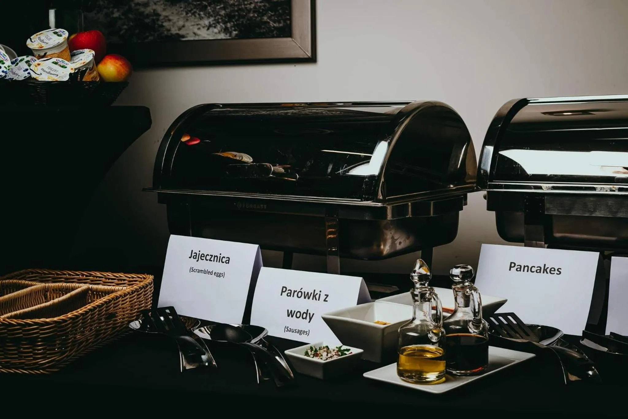 Restaurant/places to eat in S7 Hotel