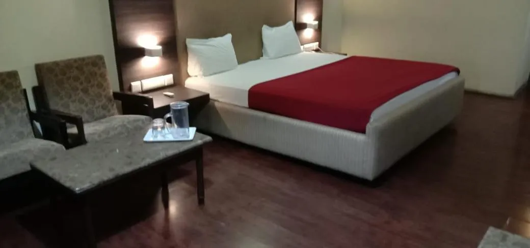 Bed in Hotel Jaya International