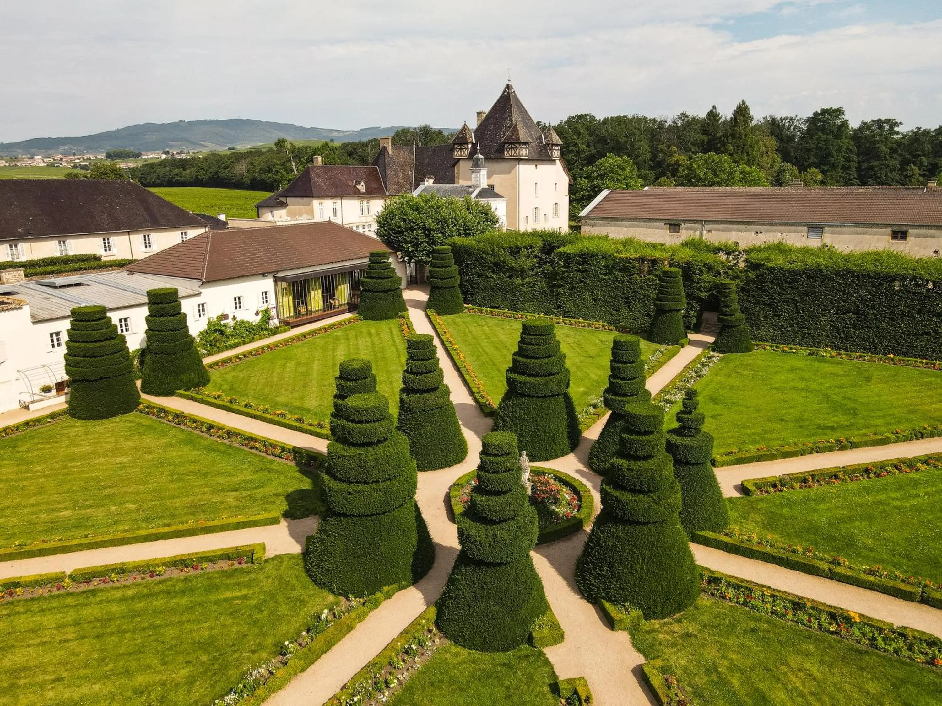 Garden view in Château de Pizay