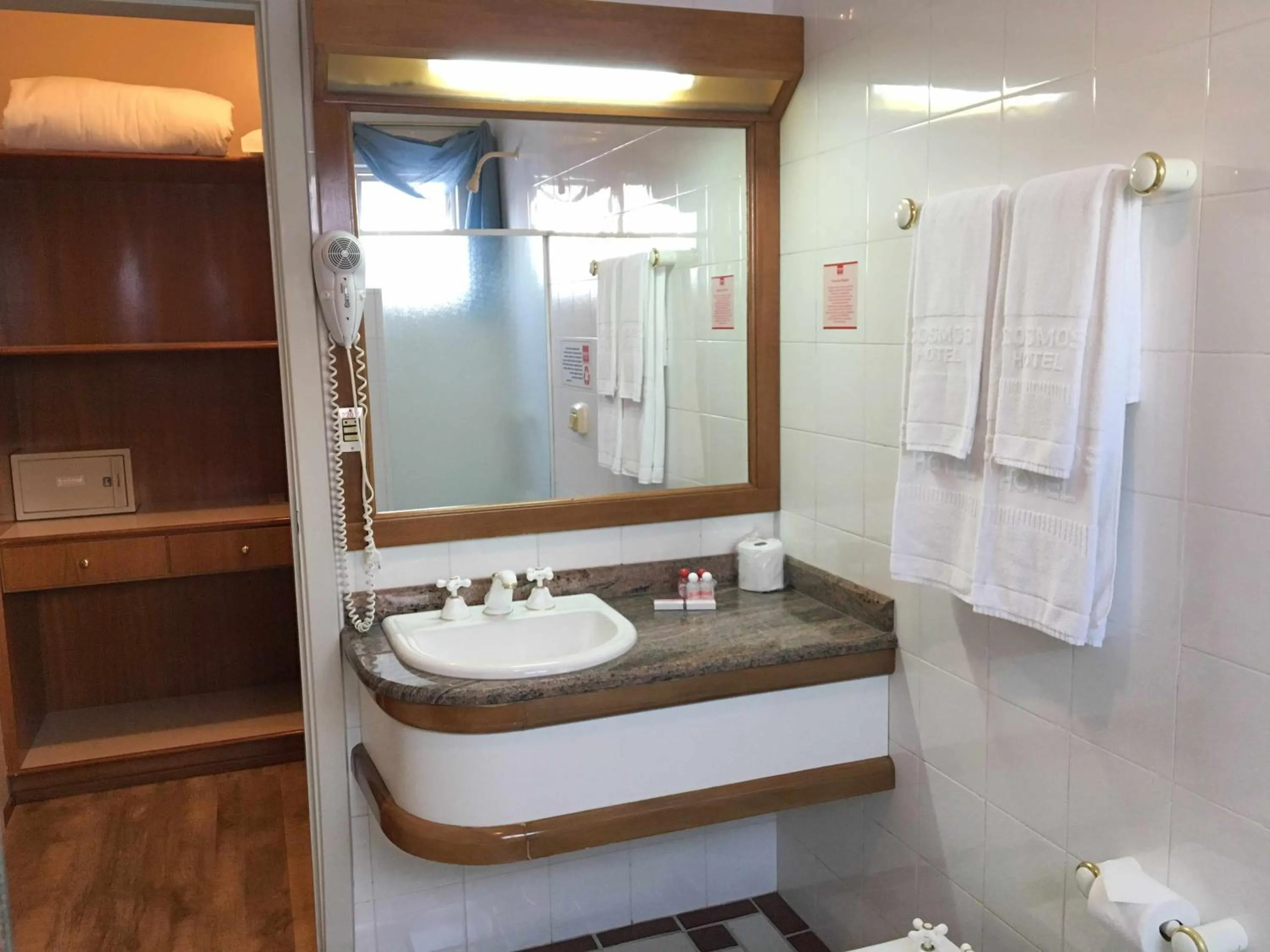 Bathroom, Bed in Cosmos Hotel