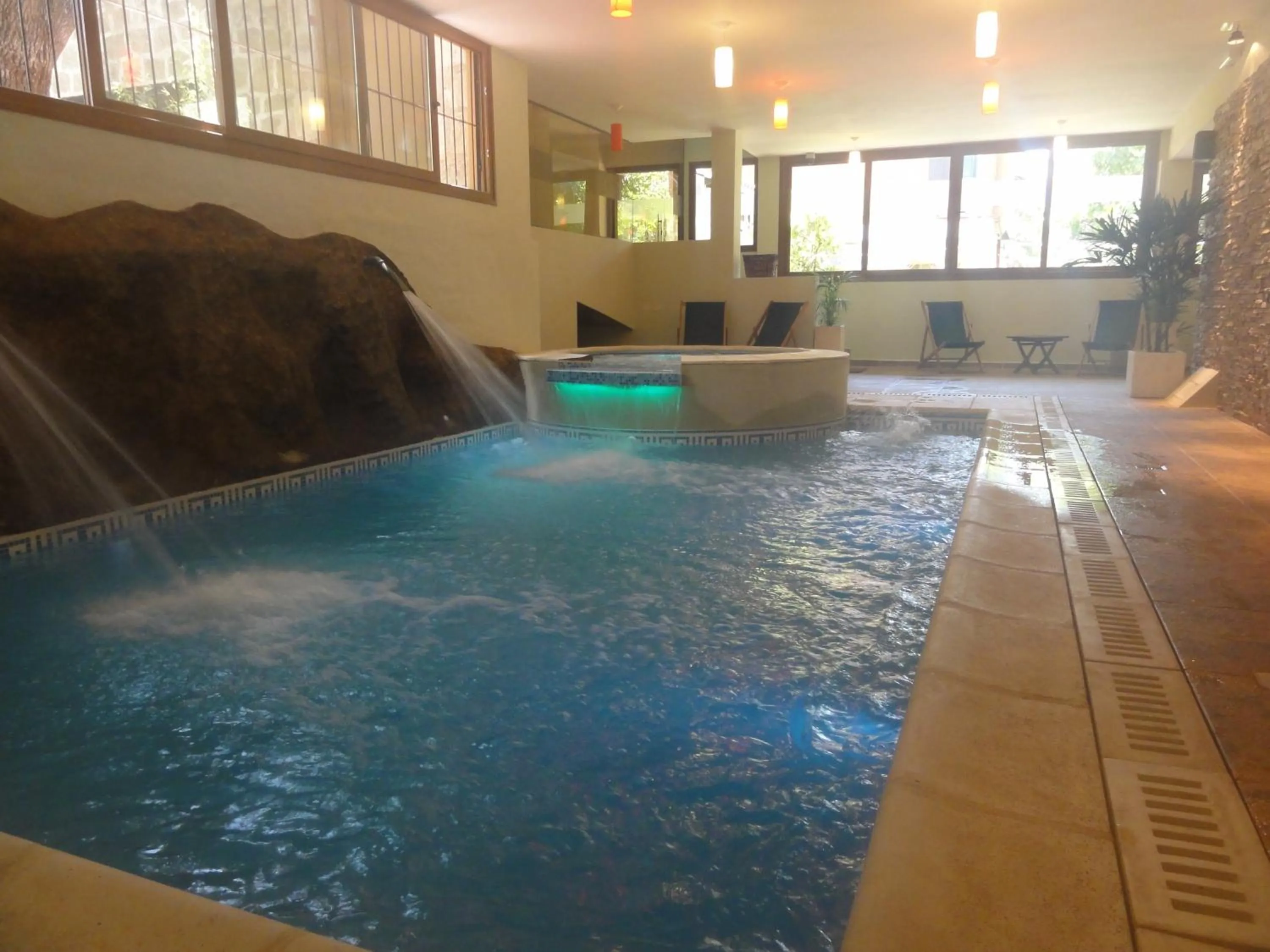 Swimming pool in Los Espinillos Hotel y Spa