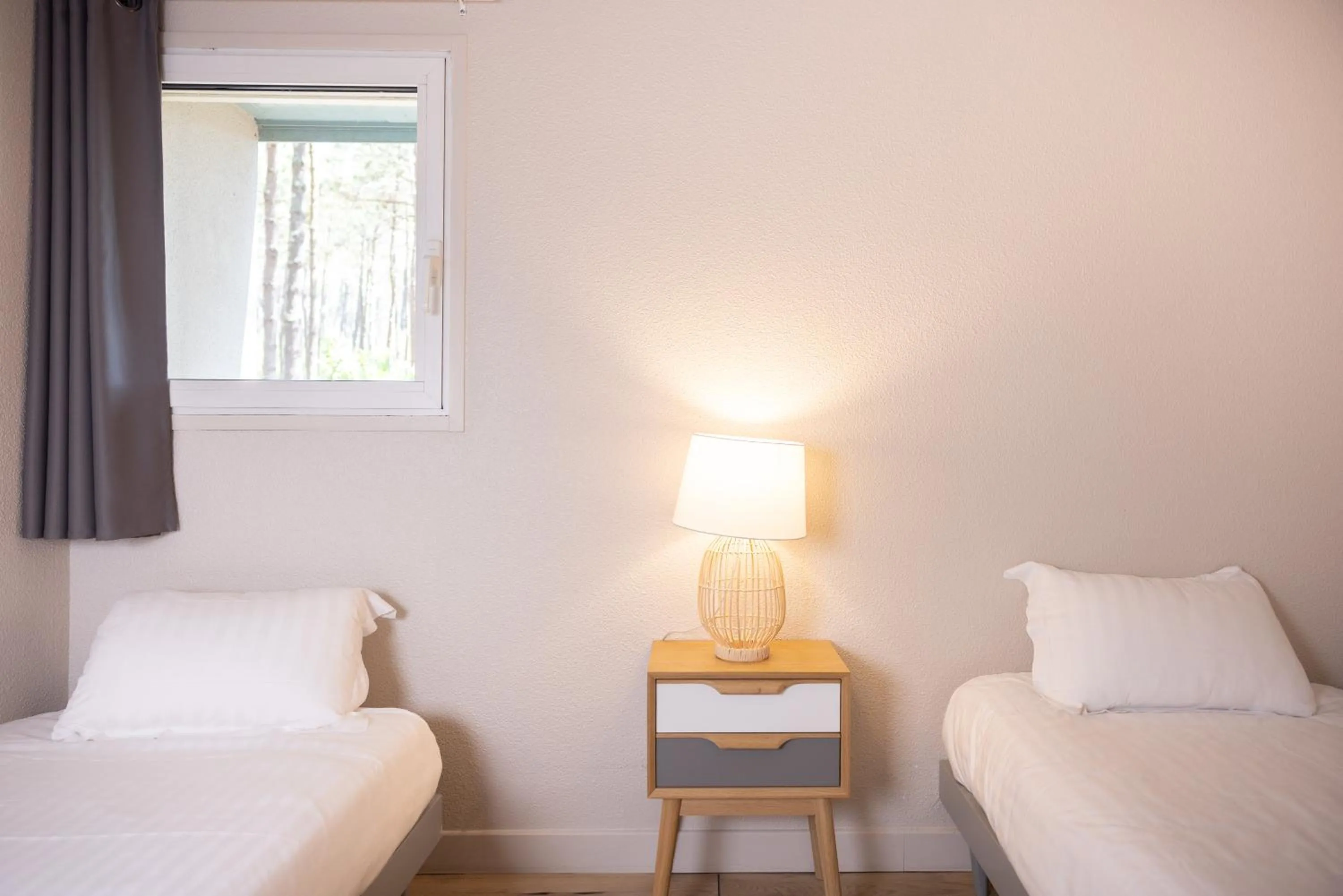 Bed in Hôtel & Spa Vitalparc, The Originals Collection