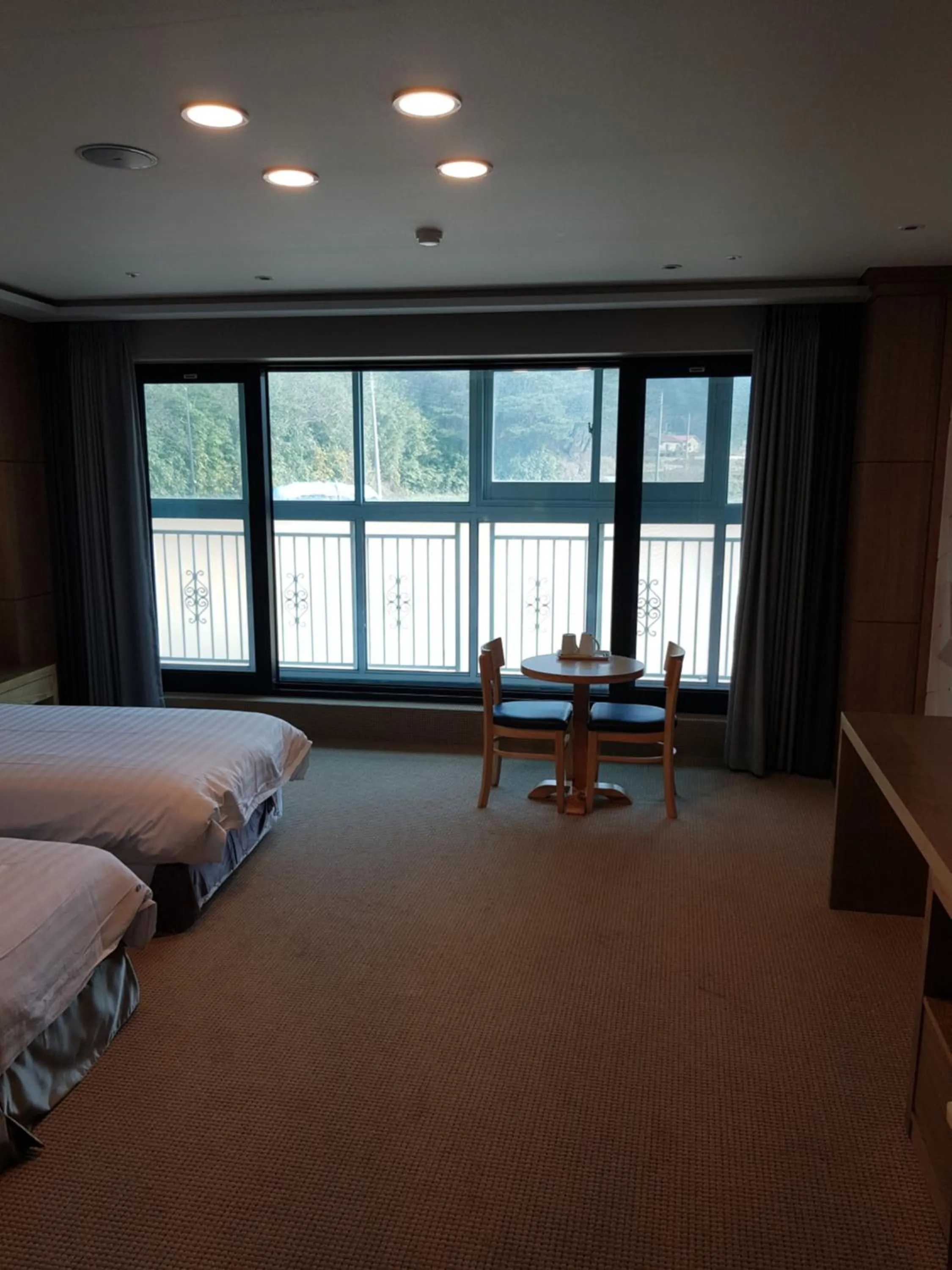 Bed in YangYang International Airport Hotel