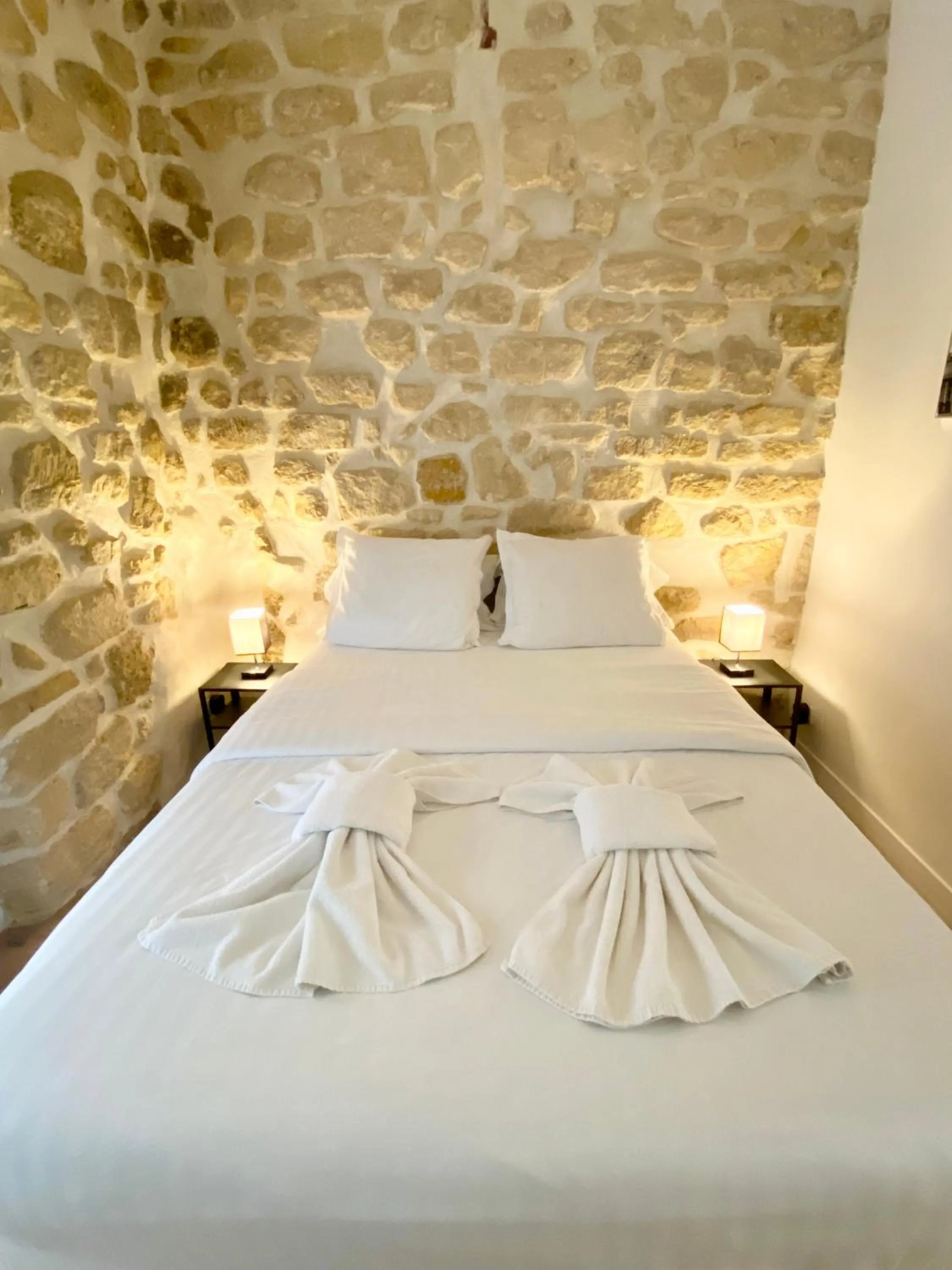 Bed in Maison le Bac Apartments