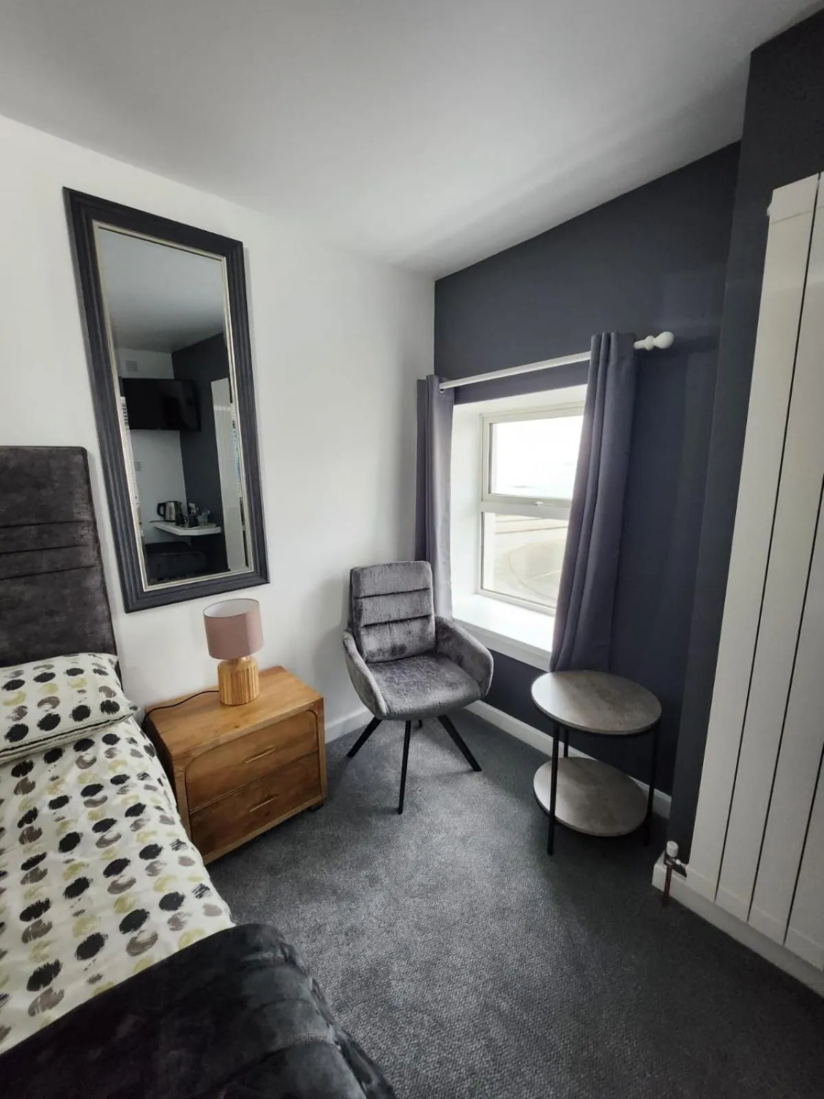 Bedroom, Bed in St Georges Guest House