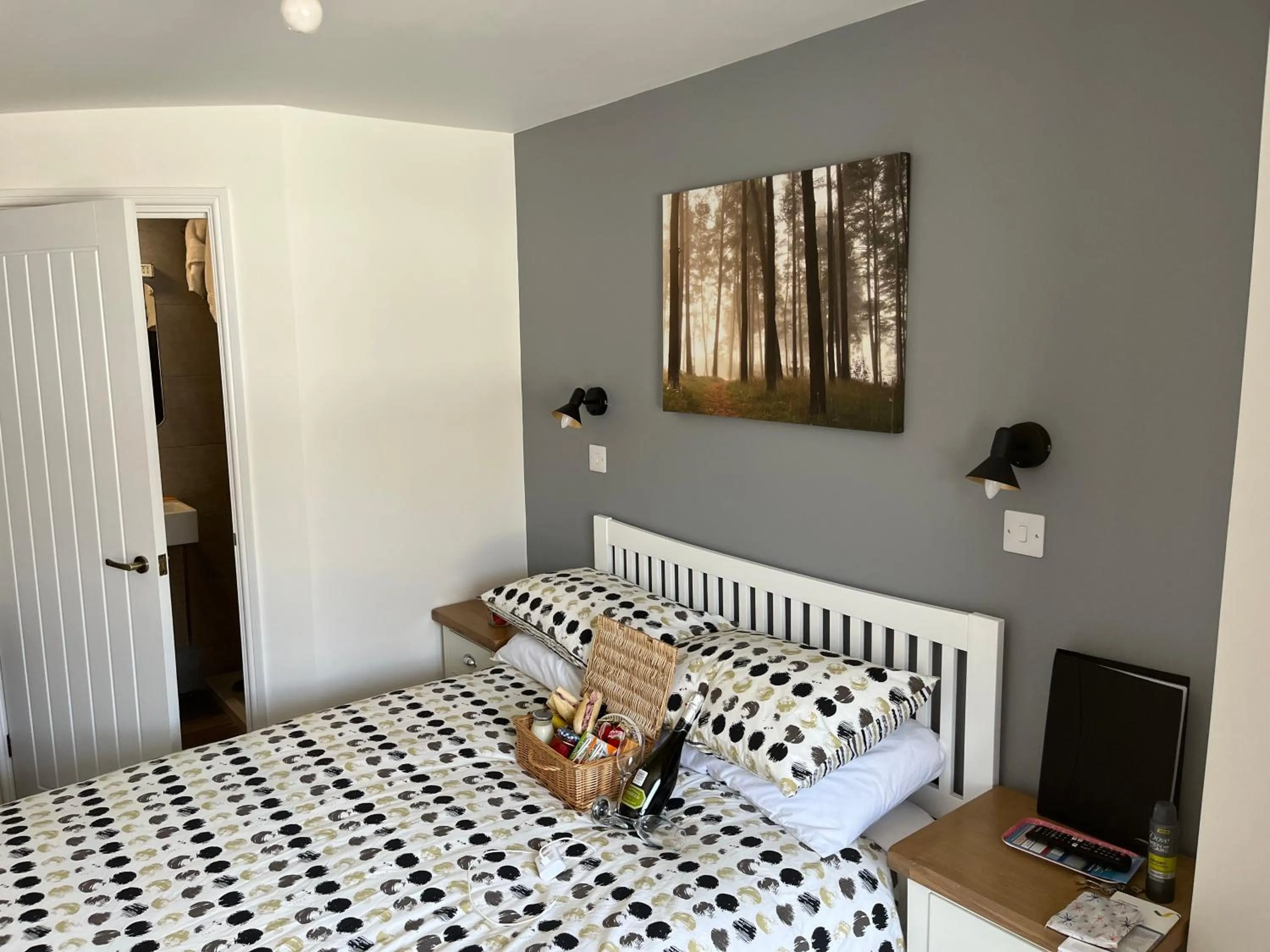 Bedroom, Bed in St Georges Guest House