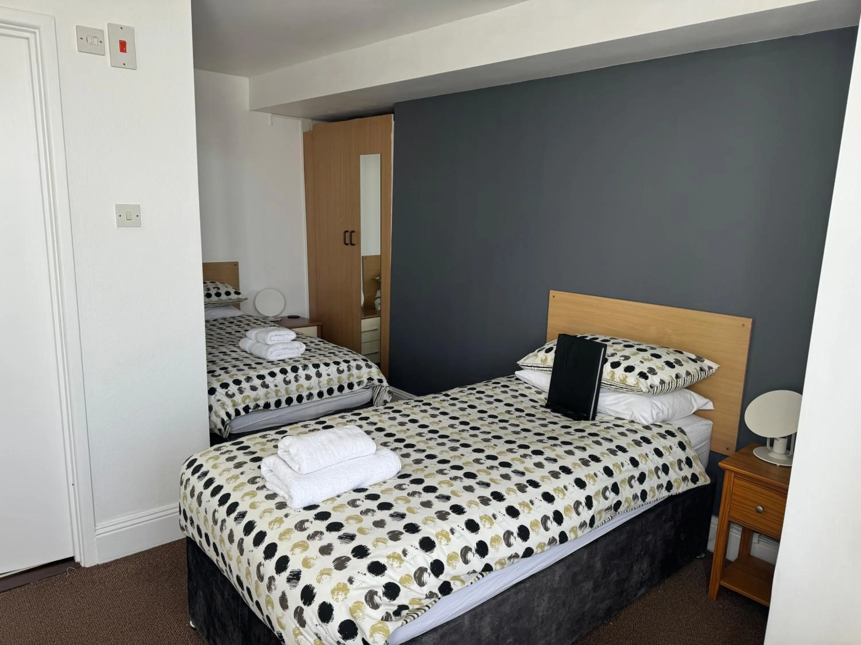 Bedroom, Bed in St Georges Guest House