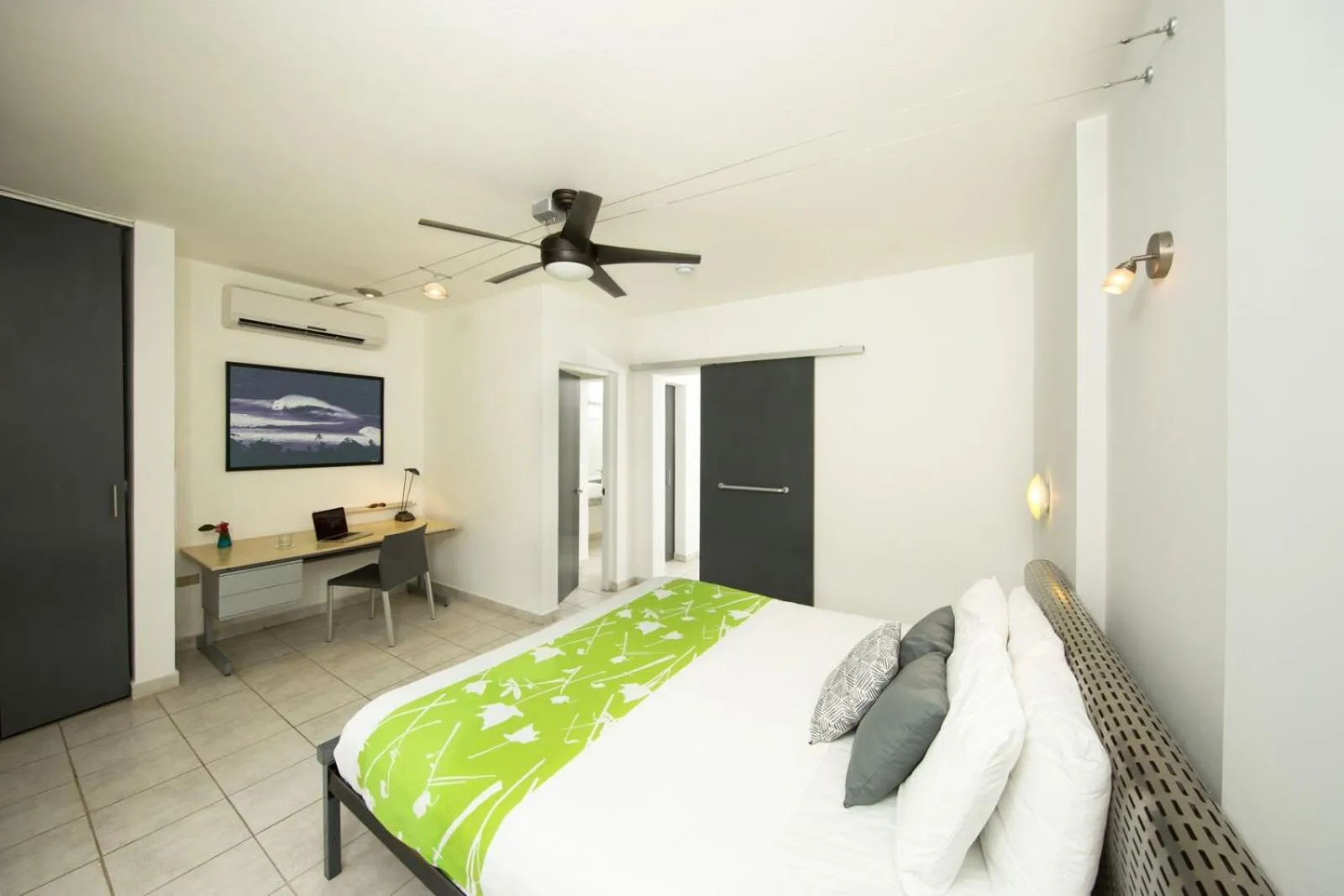 Photo of the whole room in Casa Verde Hotel - Steps to the Beach, Pool, Restaurant & Bar