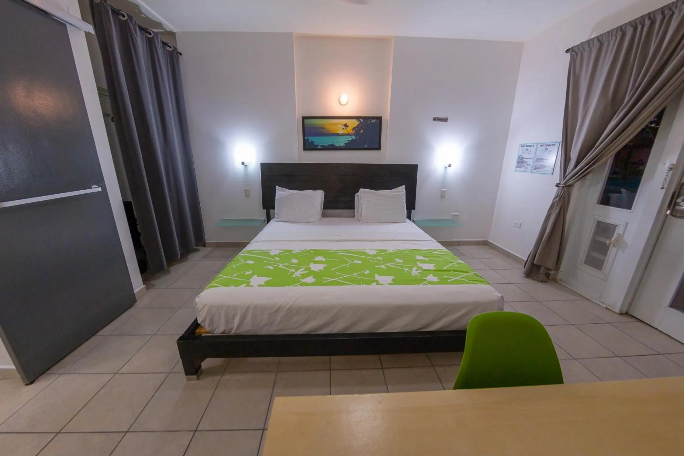 Photo of the whole room in Casa Verde Hotel - Steps to the Beach, Pool, Restaurant & Bar